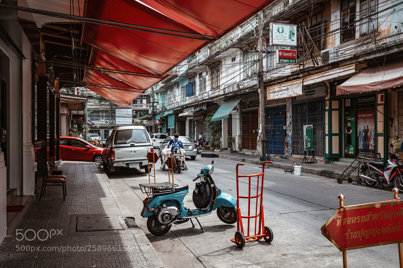 Canon EOS 6D sample photo. Bangkok chinatown photography