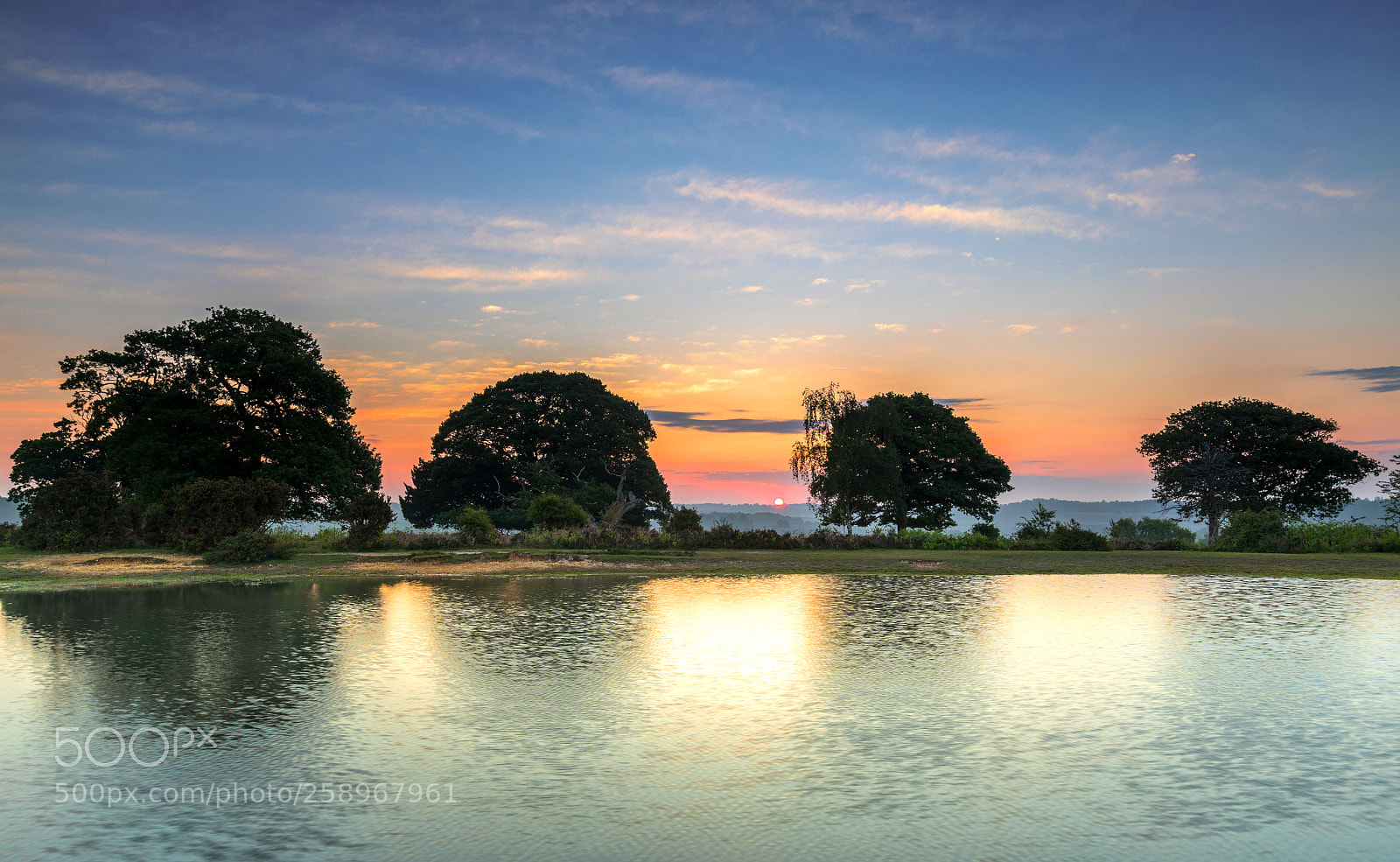 Canon EOS 5D Mark IV sample photo. Mogshade sunrise photography