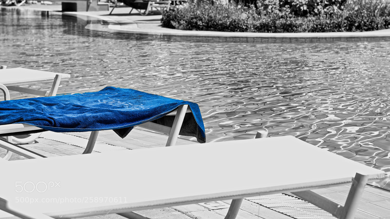 Nikon D3200 sample photo. Blue towel photography