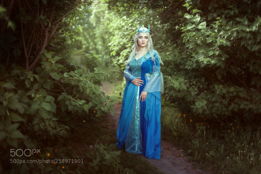 Canon EOS 5D Mark II sample photo. Female elf photography