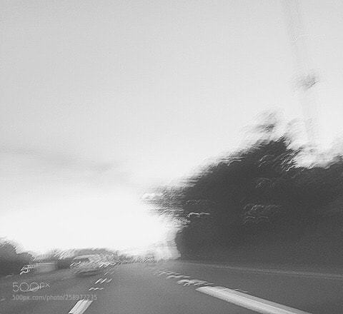 Apple iPhone 8 Plus sample photo. Commute b/w photography