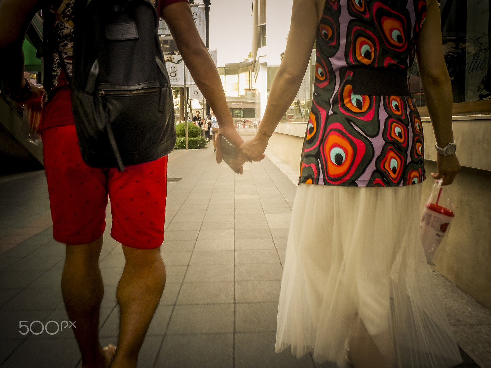 Nikon Coolpix S6000 sample photo. Lovers walking in the street photography