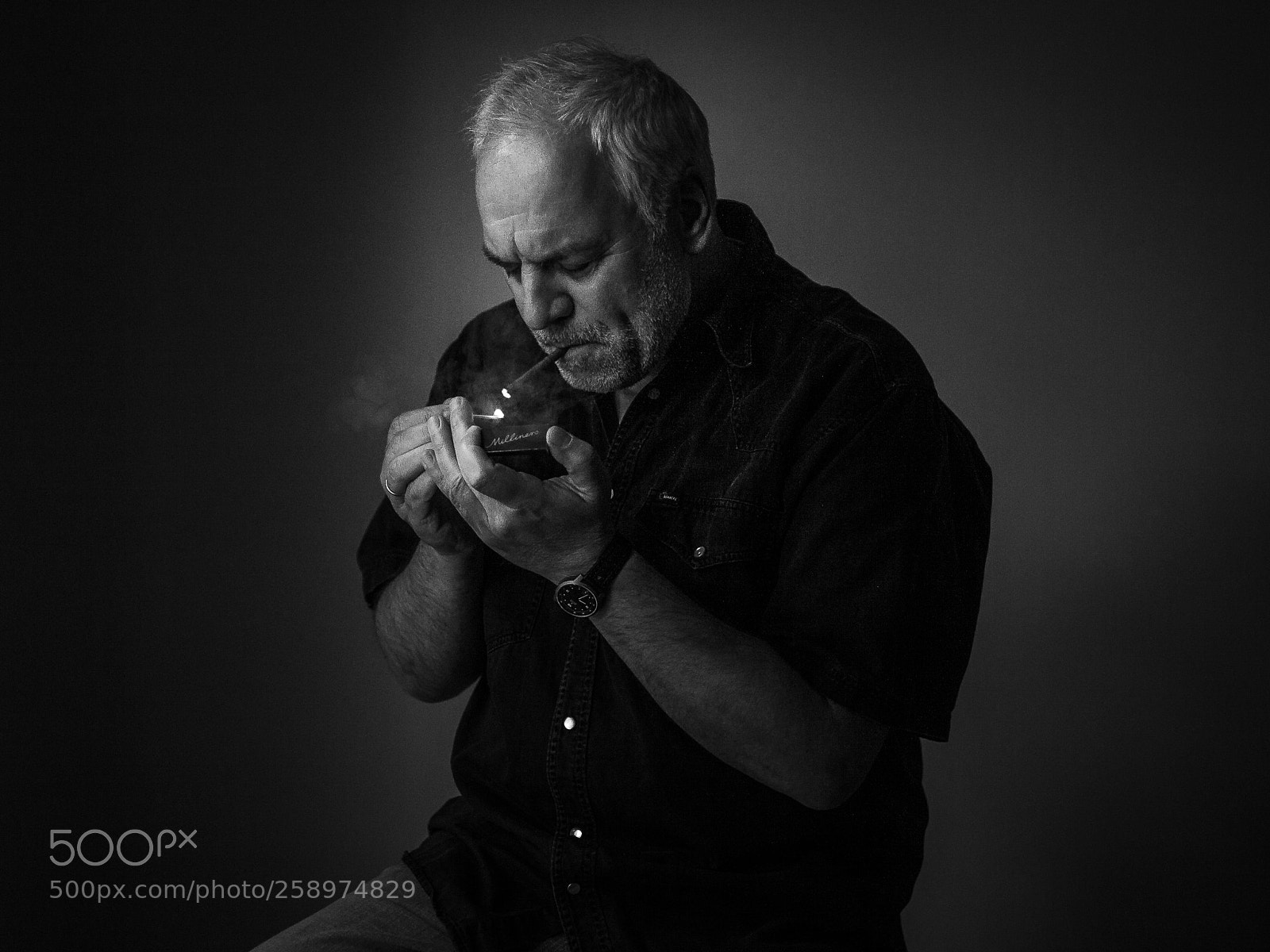Canon EOS 30D sample photo. Another smoke break photography