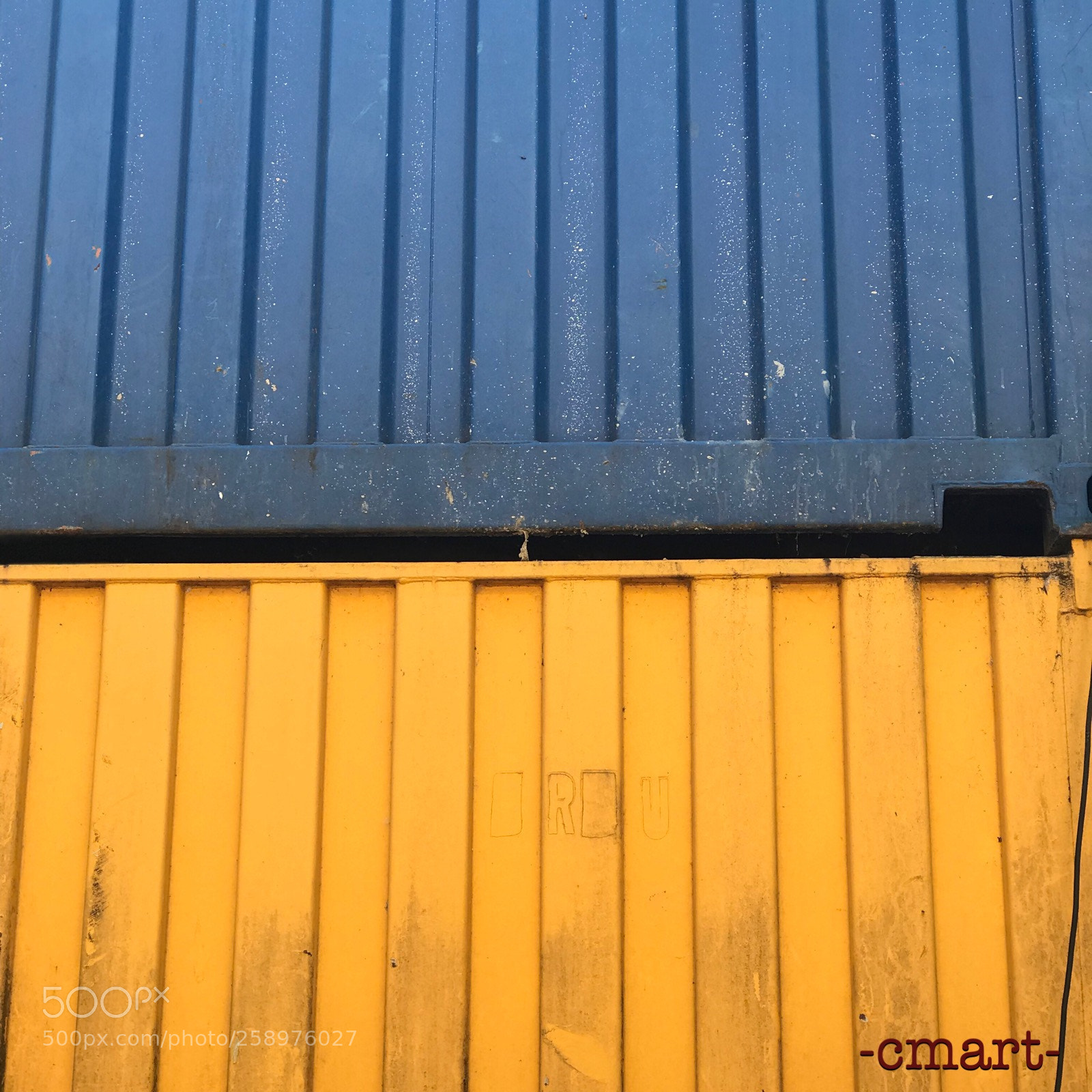 Apple iPhone 7 Plus sample photo. Yellow and blue  photography