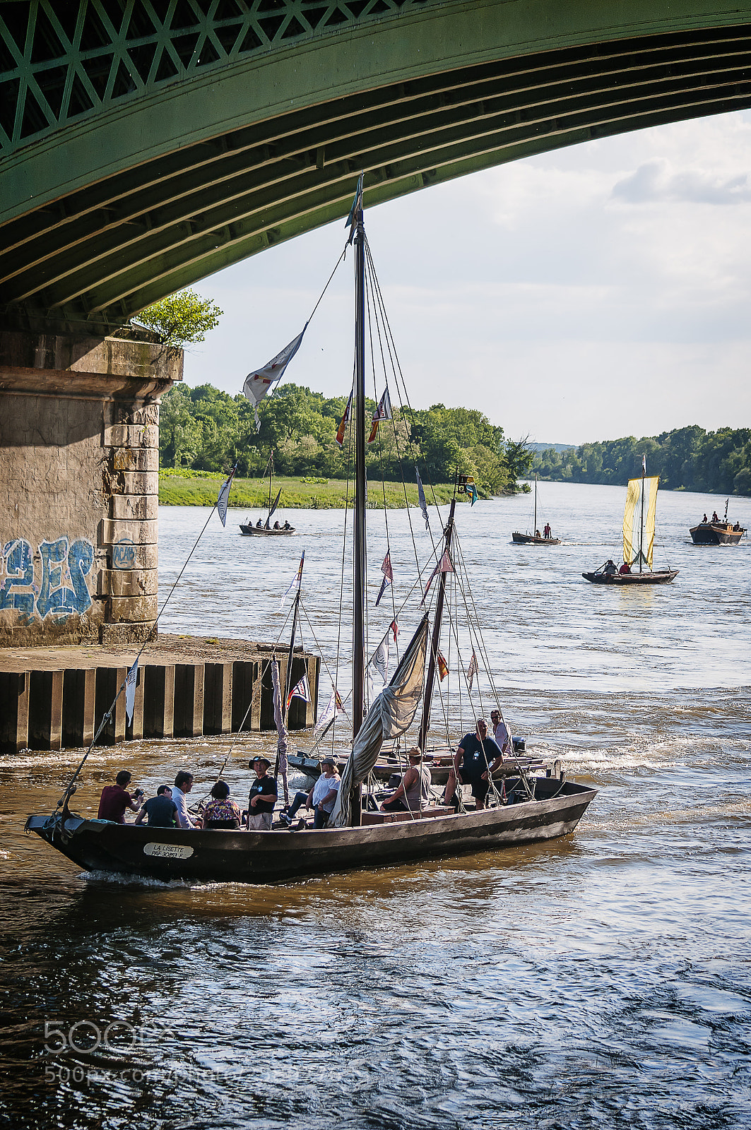 Nikon D300S sample photo. Boats on the loire photography