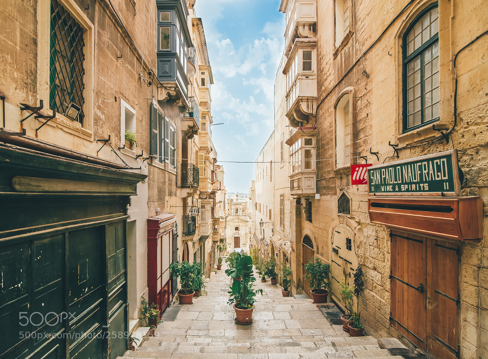 Nikon D610 sample photo. Peaceful street in valletta photography