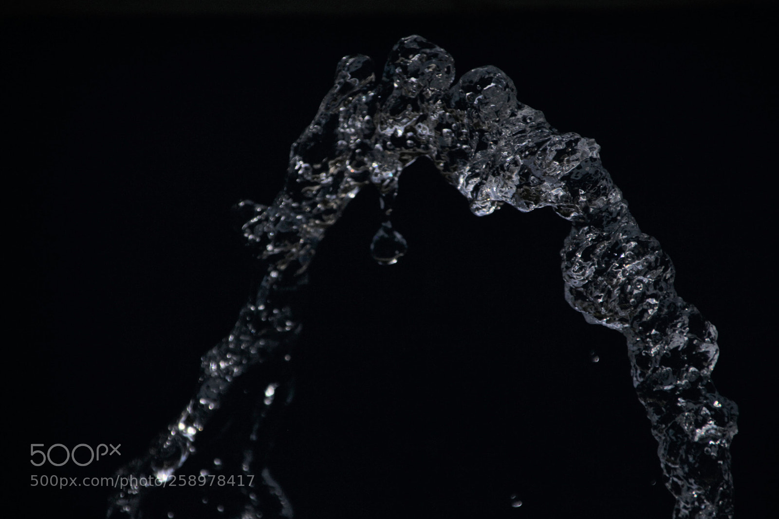 Canon EOS 700D (EOS Rebel T5i / EOS Kiss X7i) sample photo. Water in the night photography