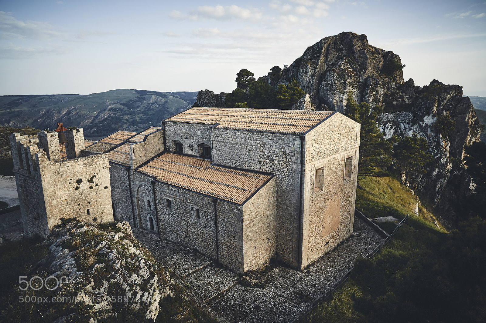Canon EOS 5D Mark IV sample photo. Sicily: cattedrale di caltabellota. photography