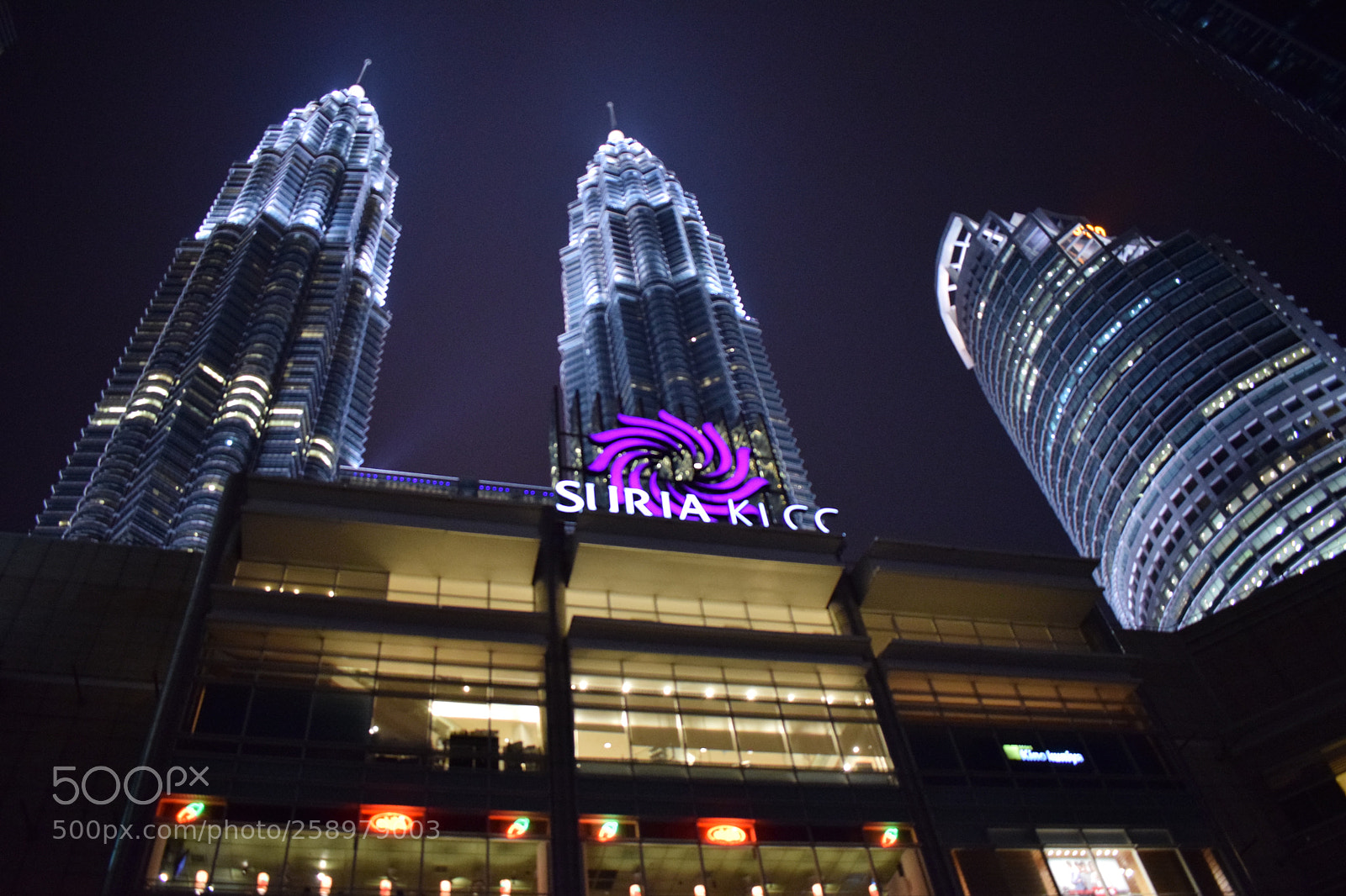 Nikon D5300 sample photo. Suria klcc mall at photography