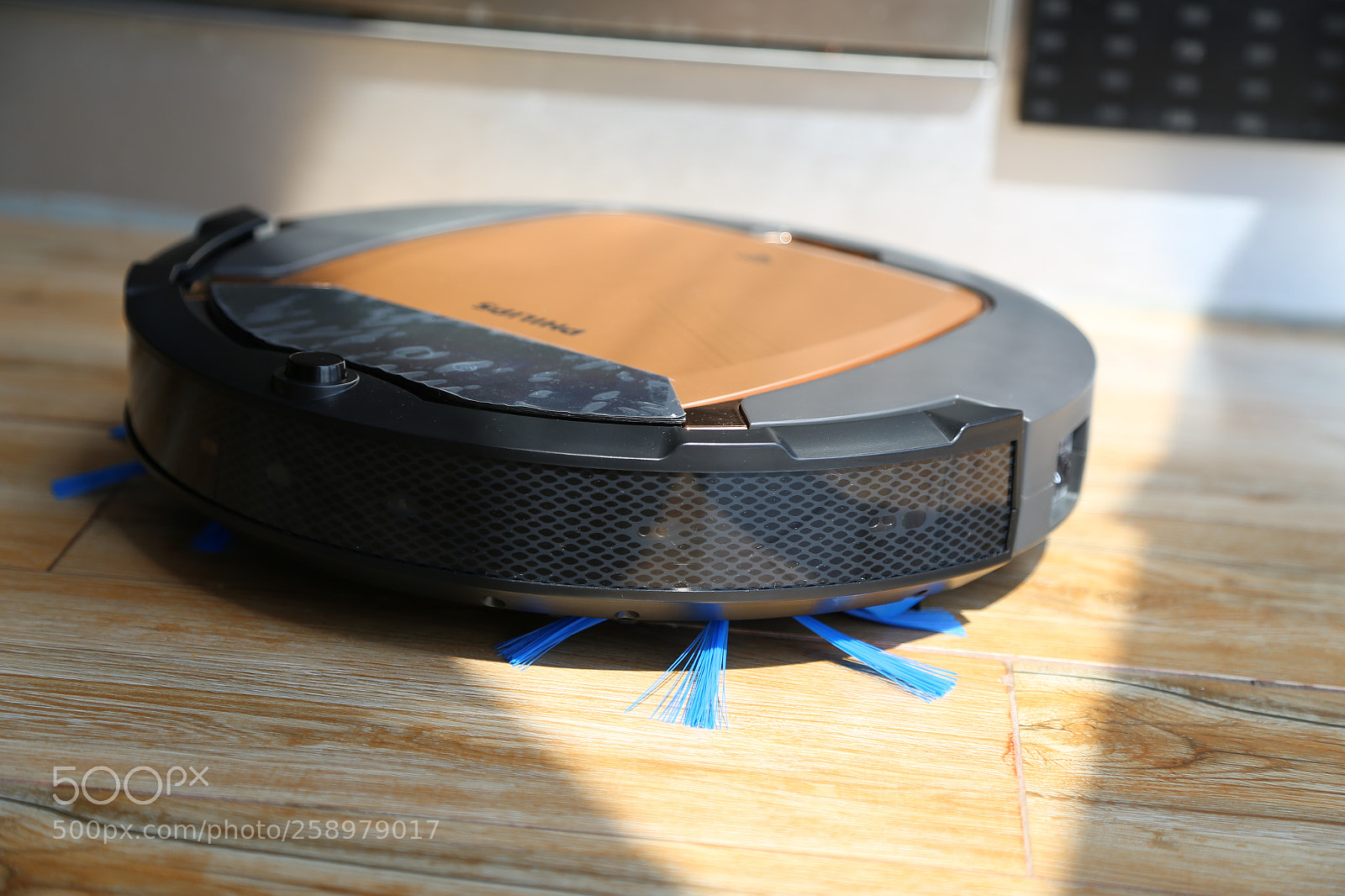 Canon EOS 6D + Canon EF 24-105mm F4L IS USM sample photo. Robot h t b photography