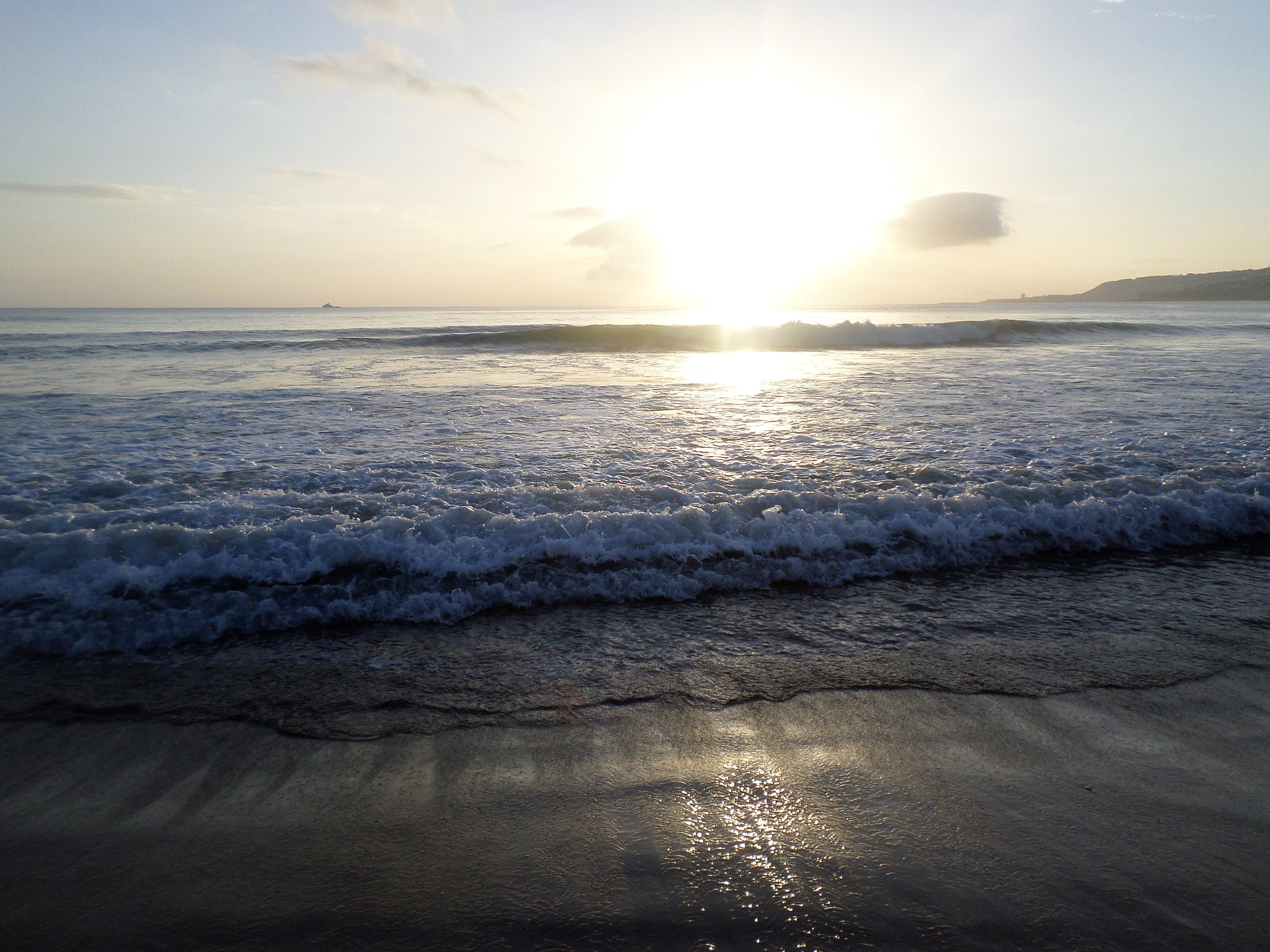 Samsung ST150F/ST151F/ST152F sample photo. Foamy waters photography