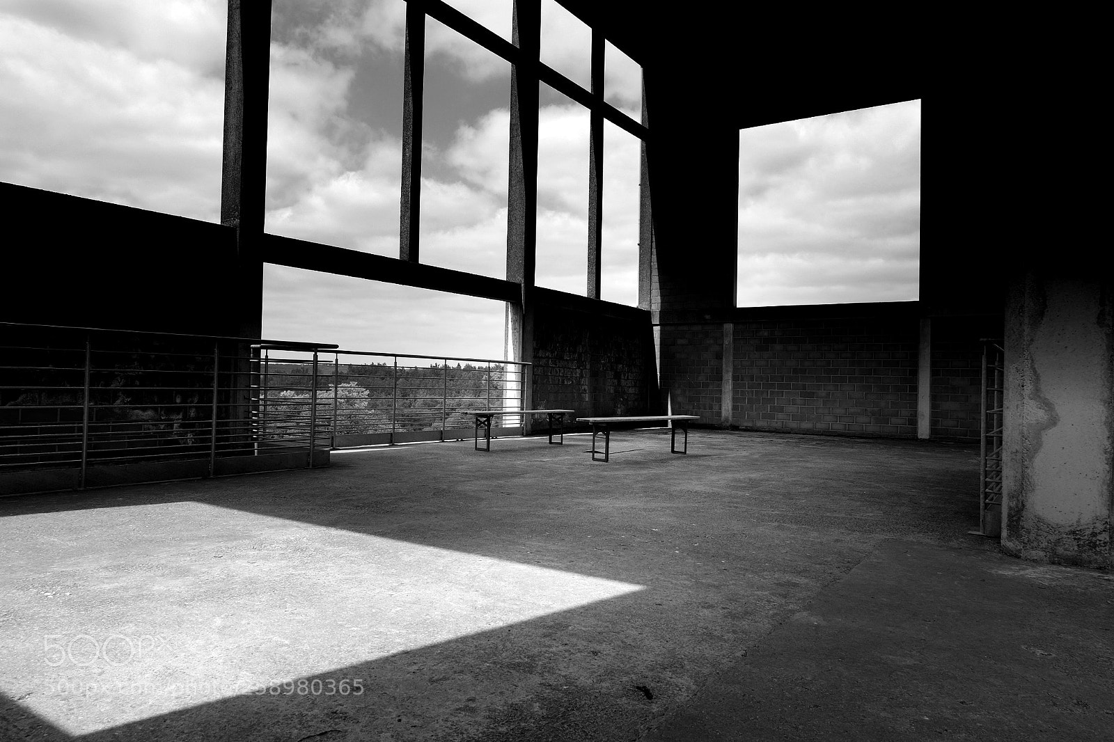 Fujifilm X-T10 sample photo. Sense of open space photography