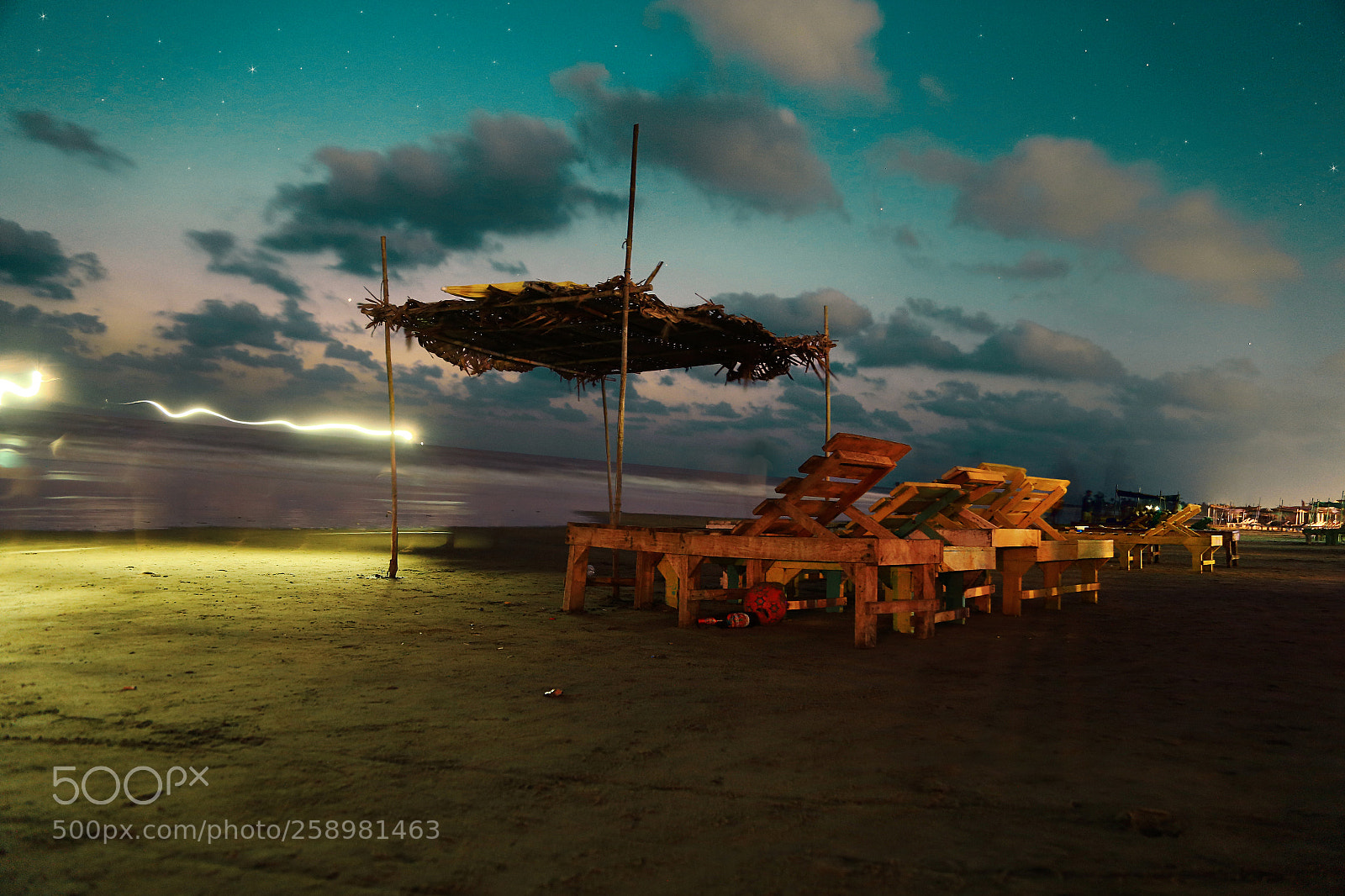 Canon EOS 6D sample photo. The green sky photography