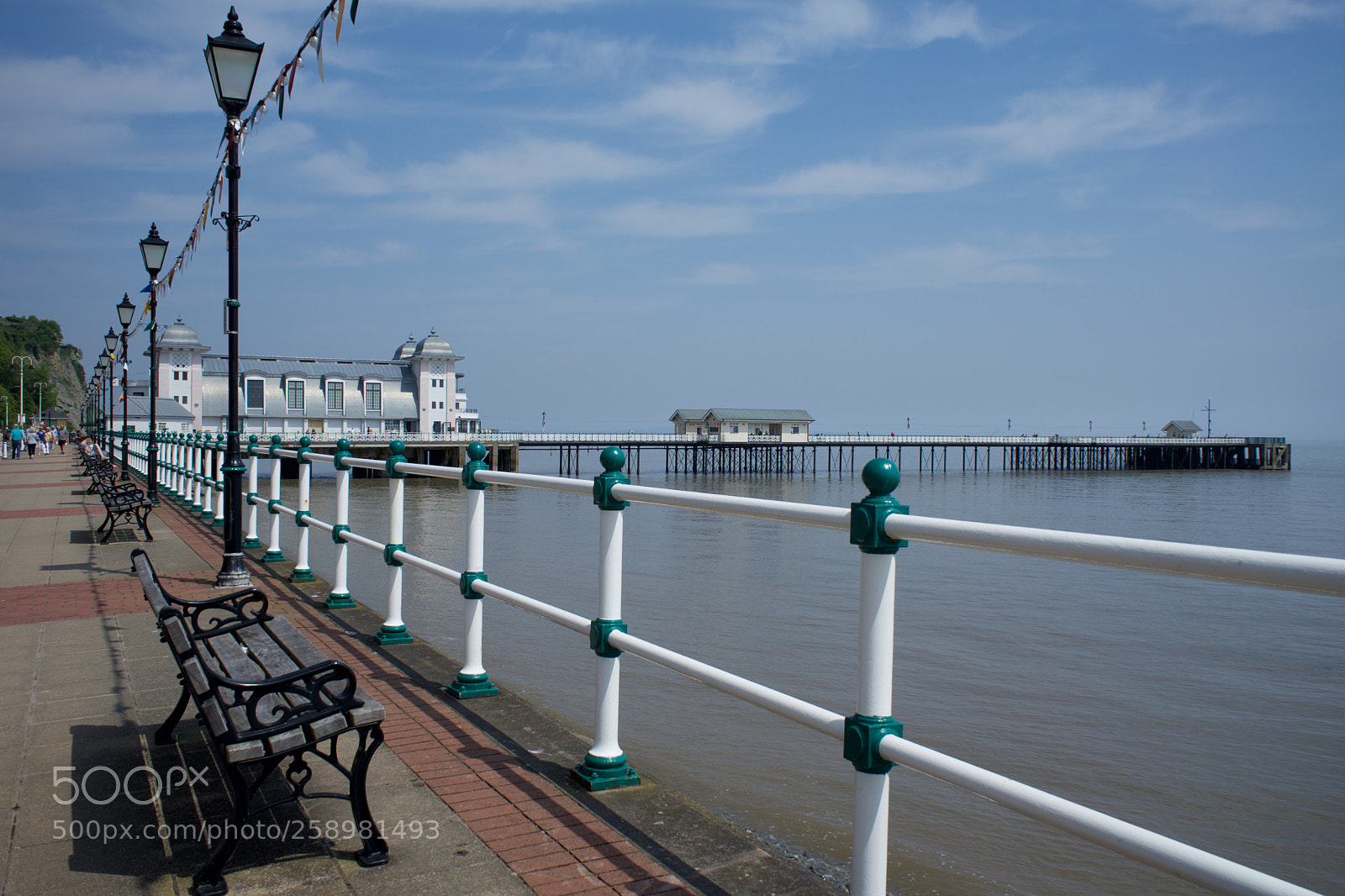 Sony a7 sample photo. Promenading photography
