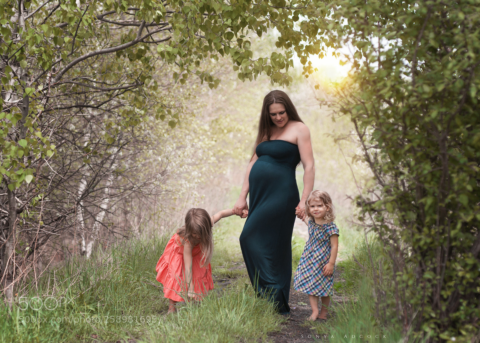 Nikon D700 sample photo. Maternity walk photography
