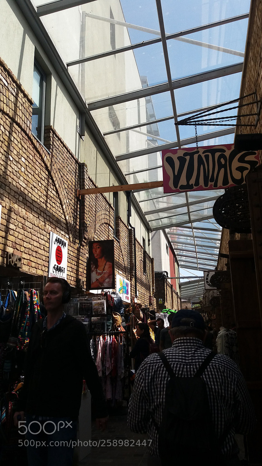 Samsung Galaxy J5 sample photo. Candem market photography