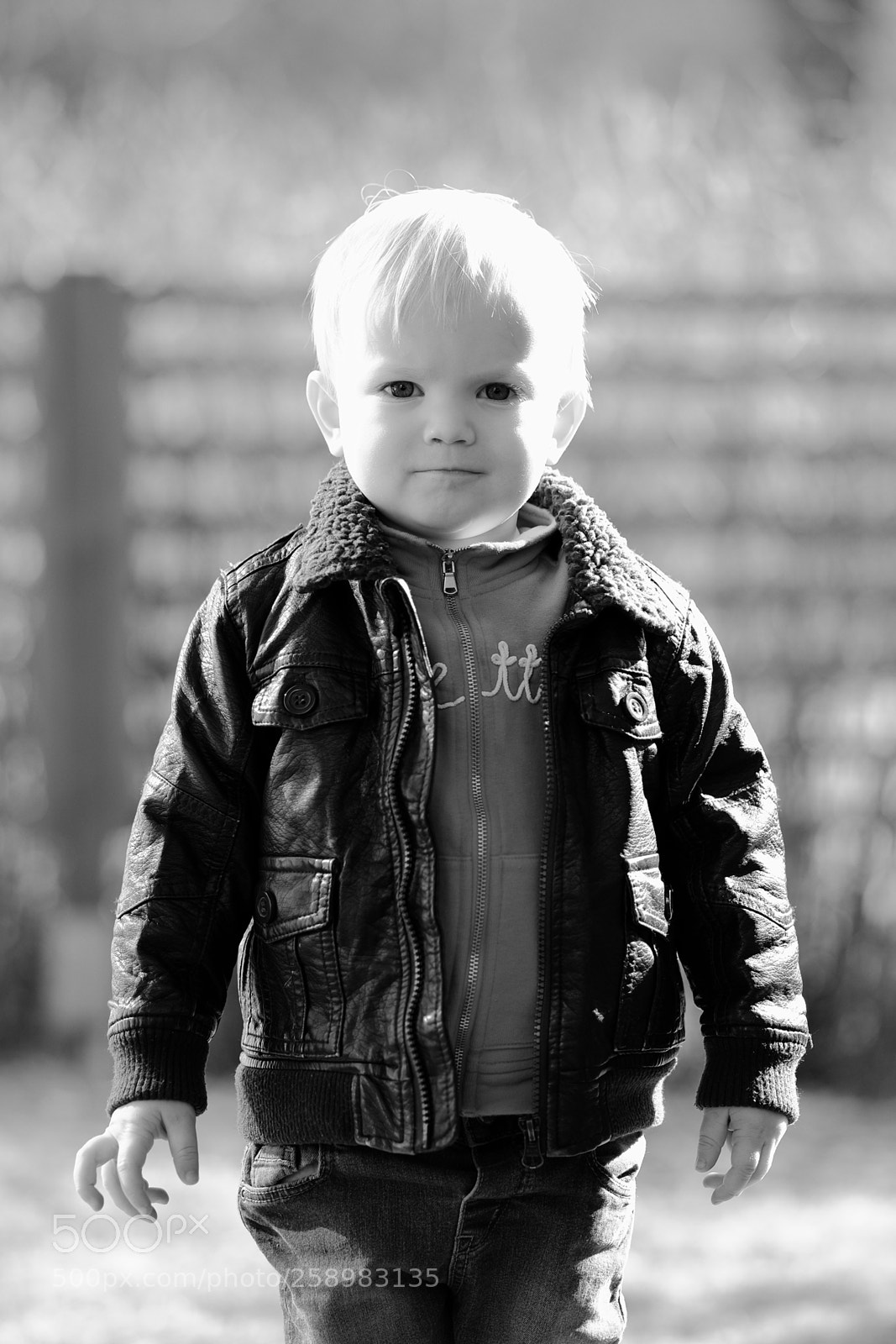 Fujifilm X-T1 sample photo. Big brother photography