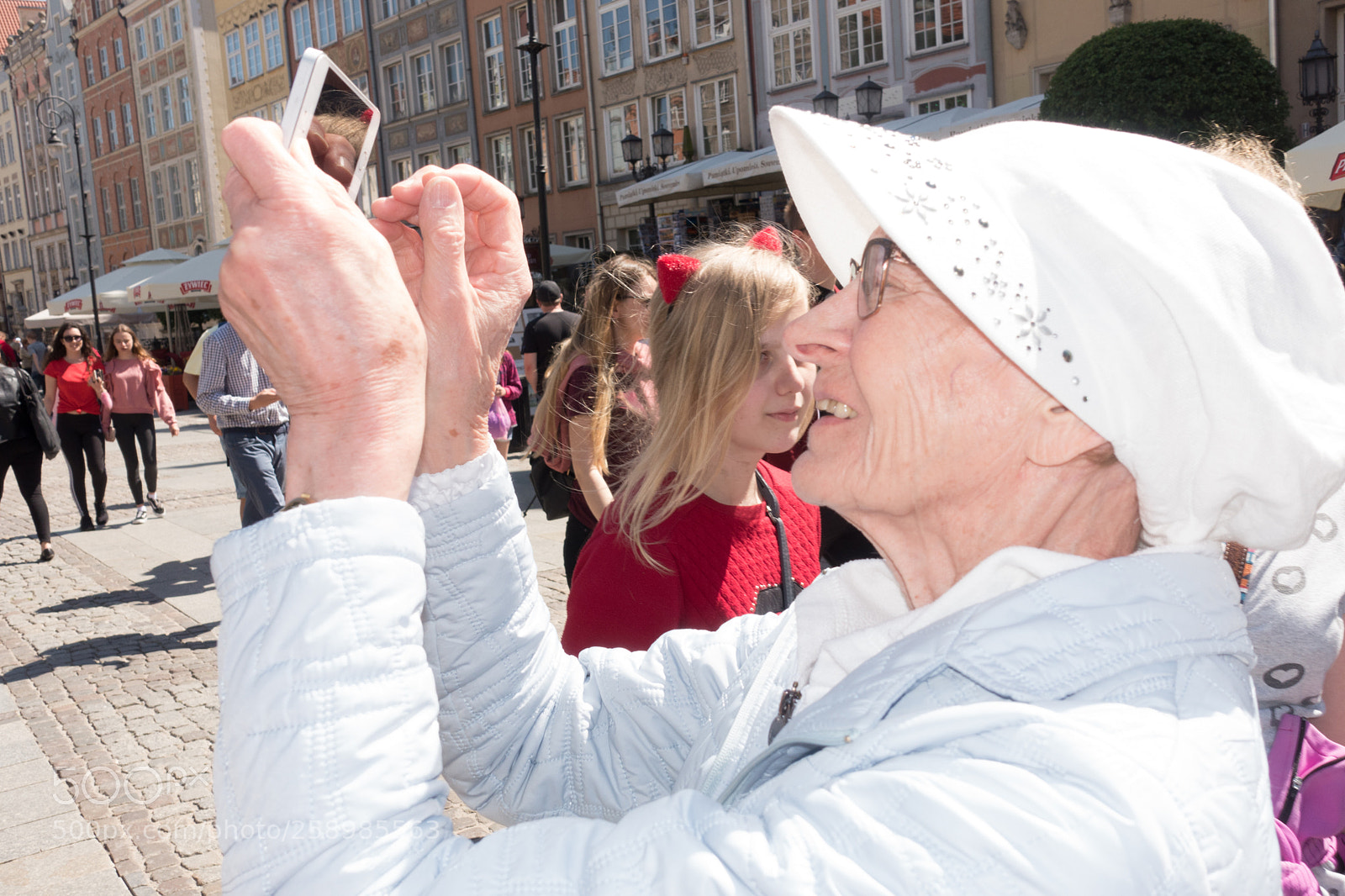 Sony Cyber-shot DSC-RX100 III sample photo. People in gdansk photography