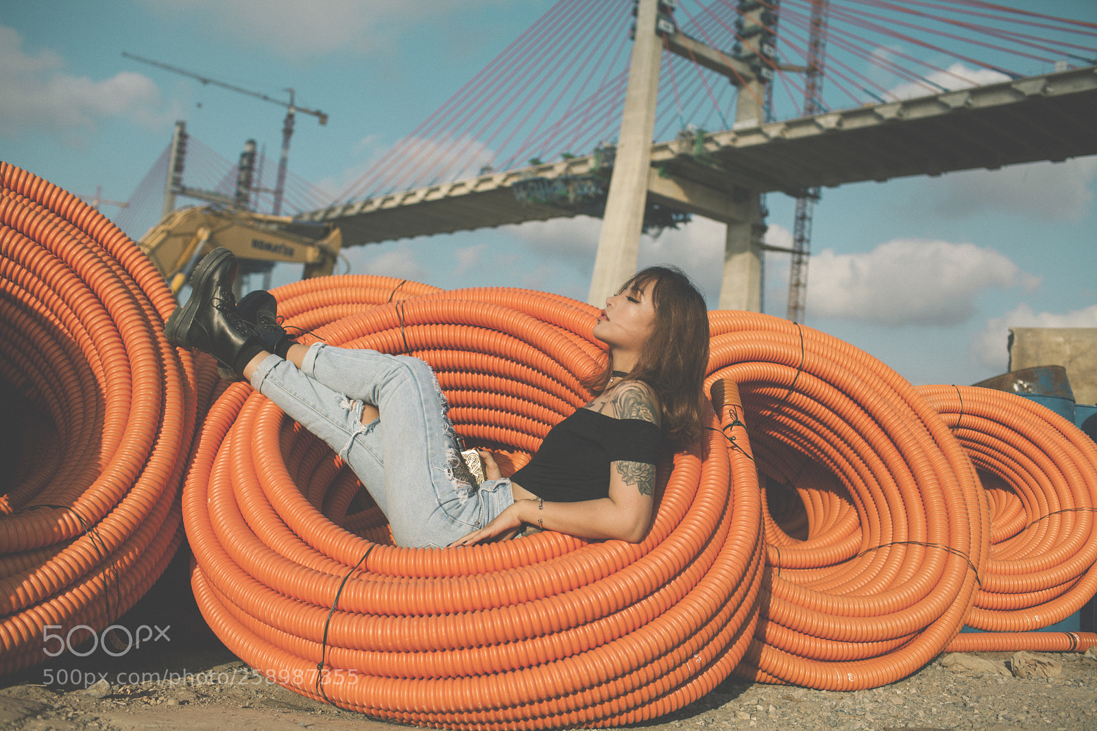Canon EOS 5D Mark II sample photo. Sunshine photography