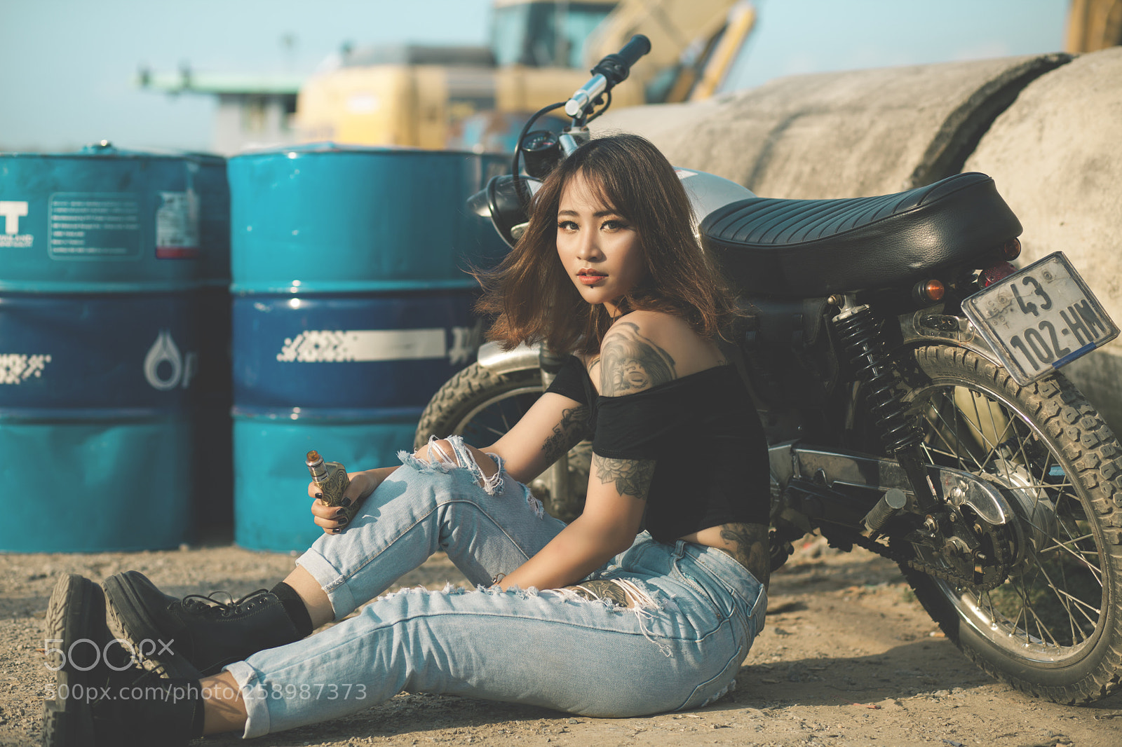 Canon EOS 5D Mark II sample photo. Sunshine photography