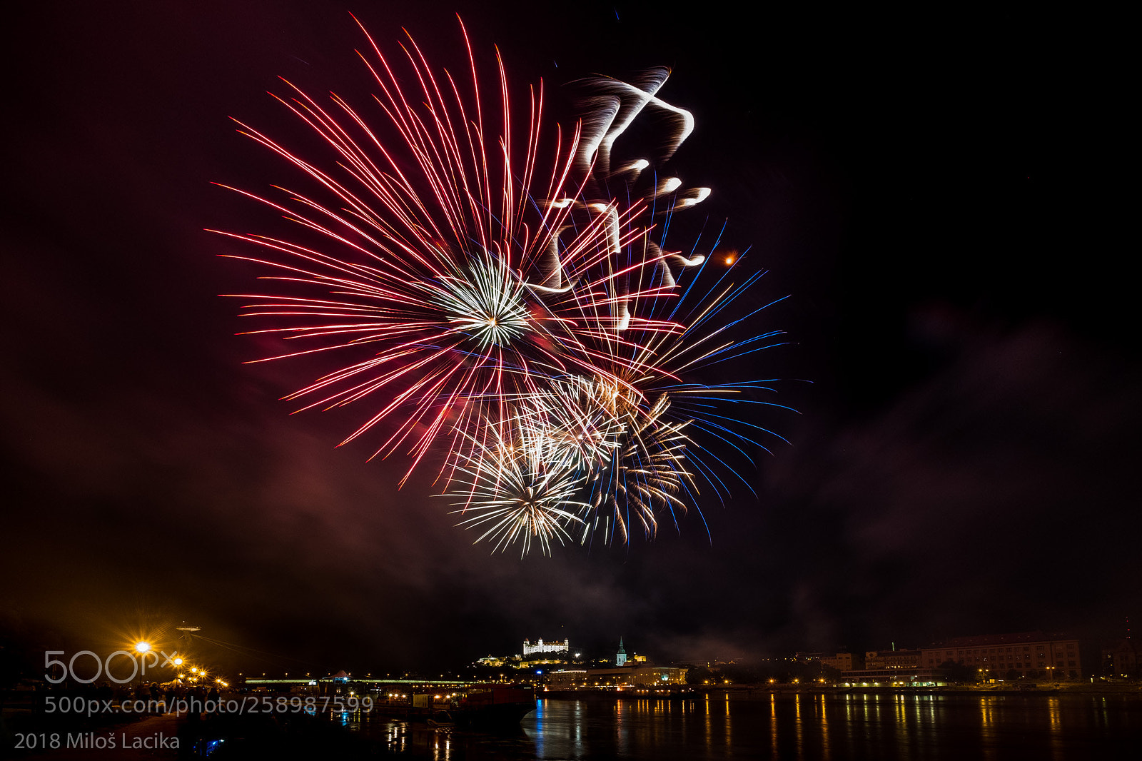 Fujifilm X-Pro2 sample photo. Fireworks in bratislava photography