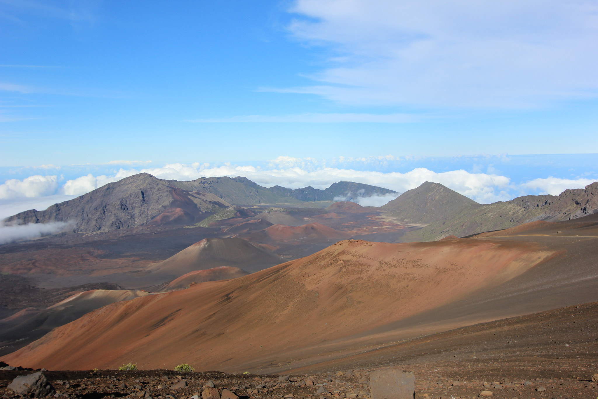 Canon EF-S 10-22mm F3.5-4.5 USM sample photo. Inside haleakala crater, maui hi photography