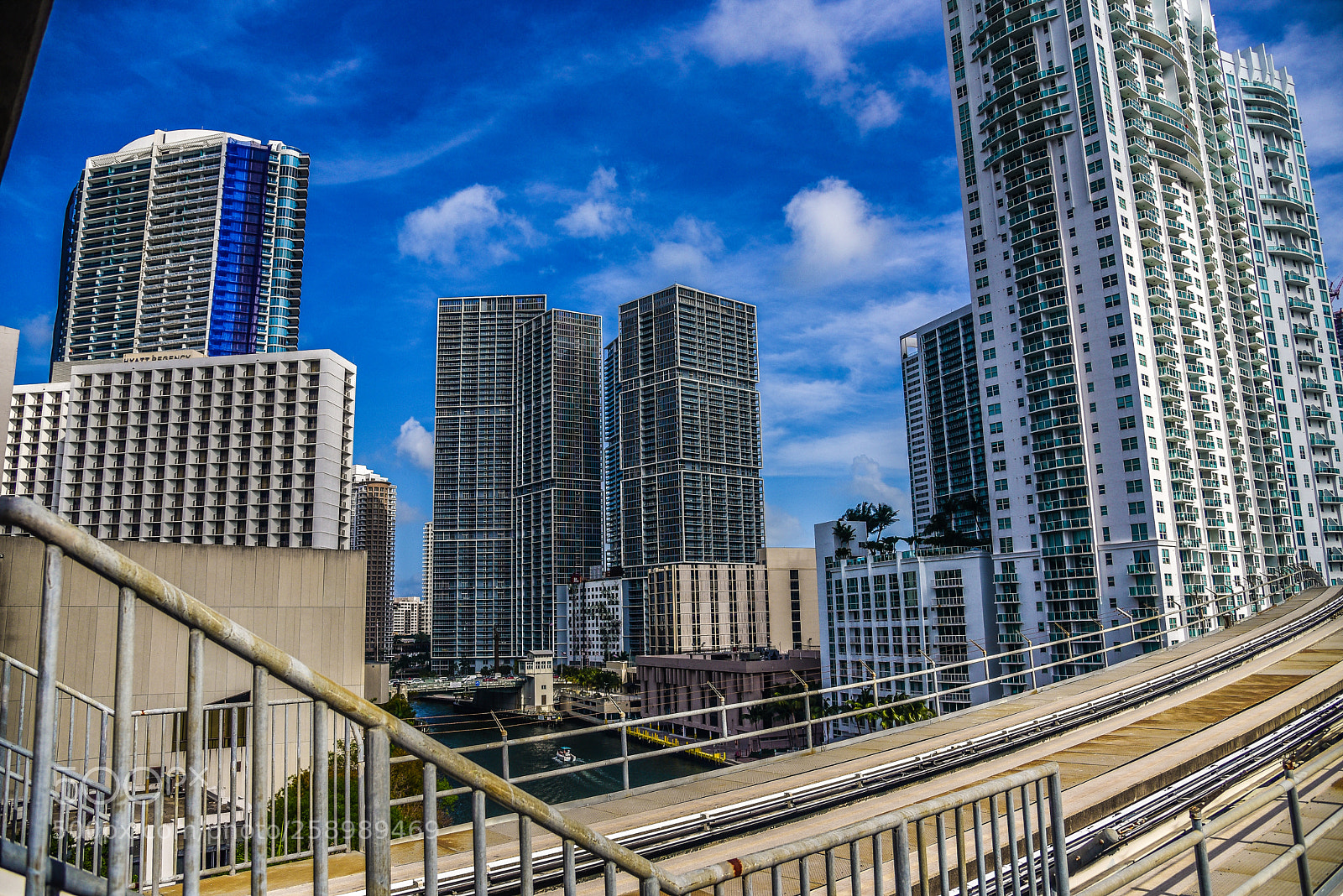 Nikon D750 sample photo. Above the streets photography