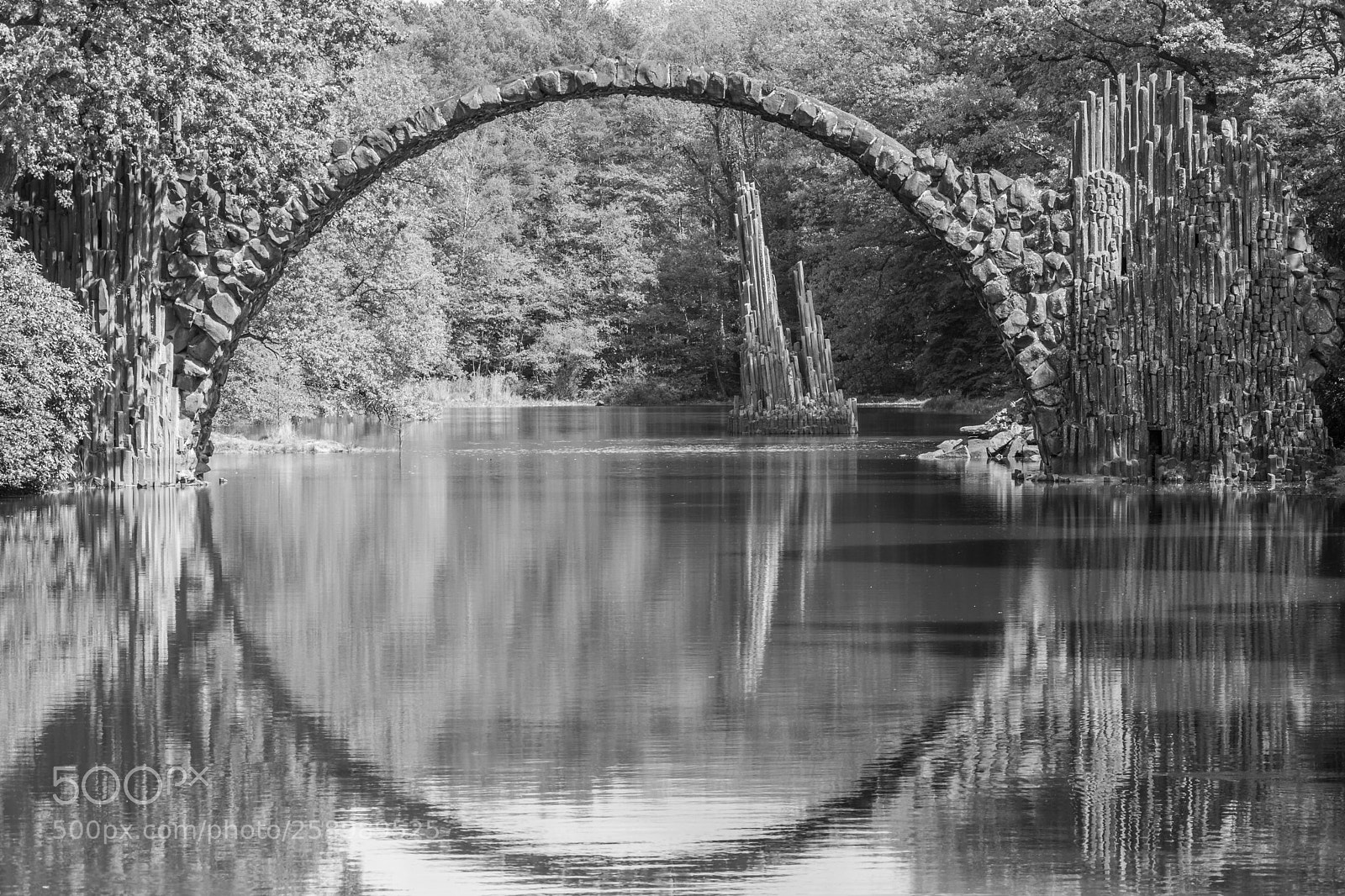 Nikon D5200 sample photo. Rakotzbrücke photography
