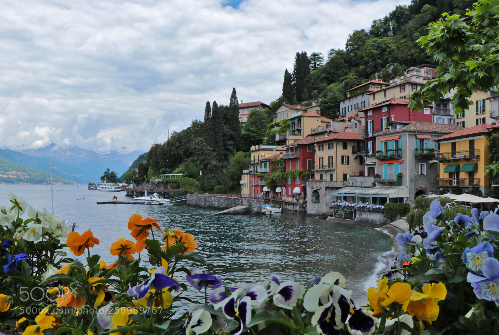 Canon EOS 80D sample photo. Italian colors photography