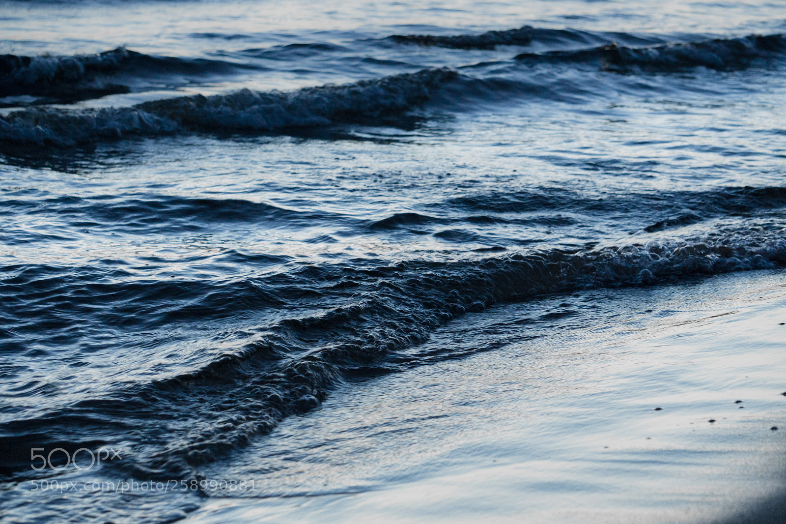 Sony a6000 sample photo. Waves of lake michigan photography