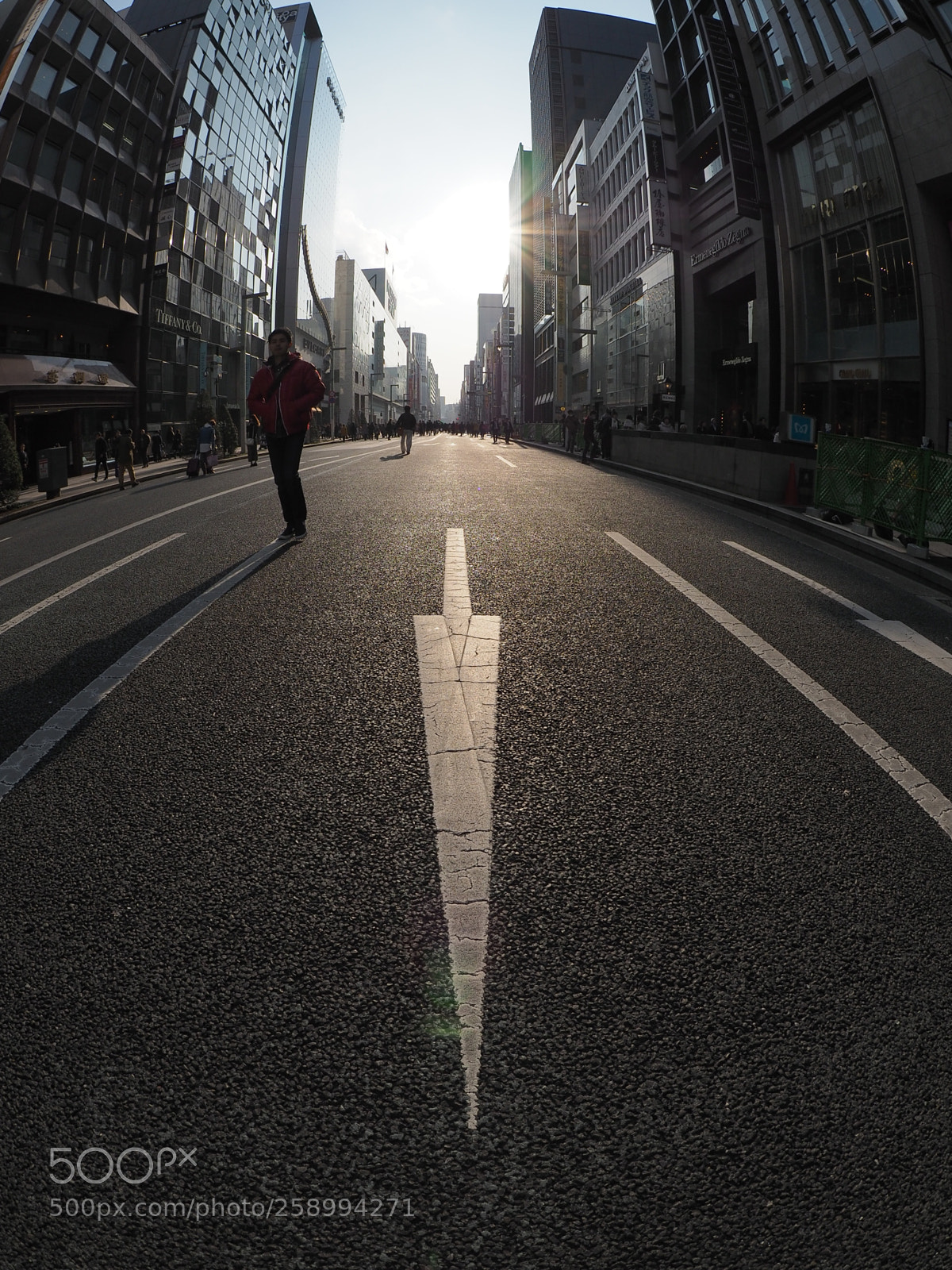 Olympus OM-D E-M5 II sample photo. Ginza to go photography