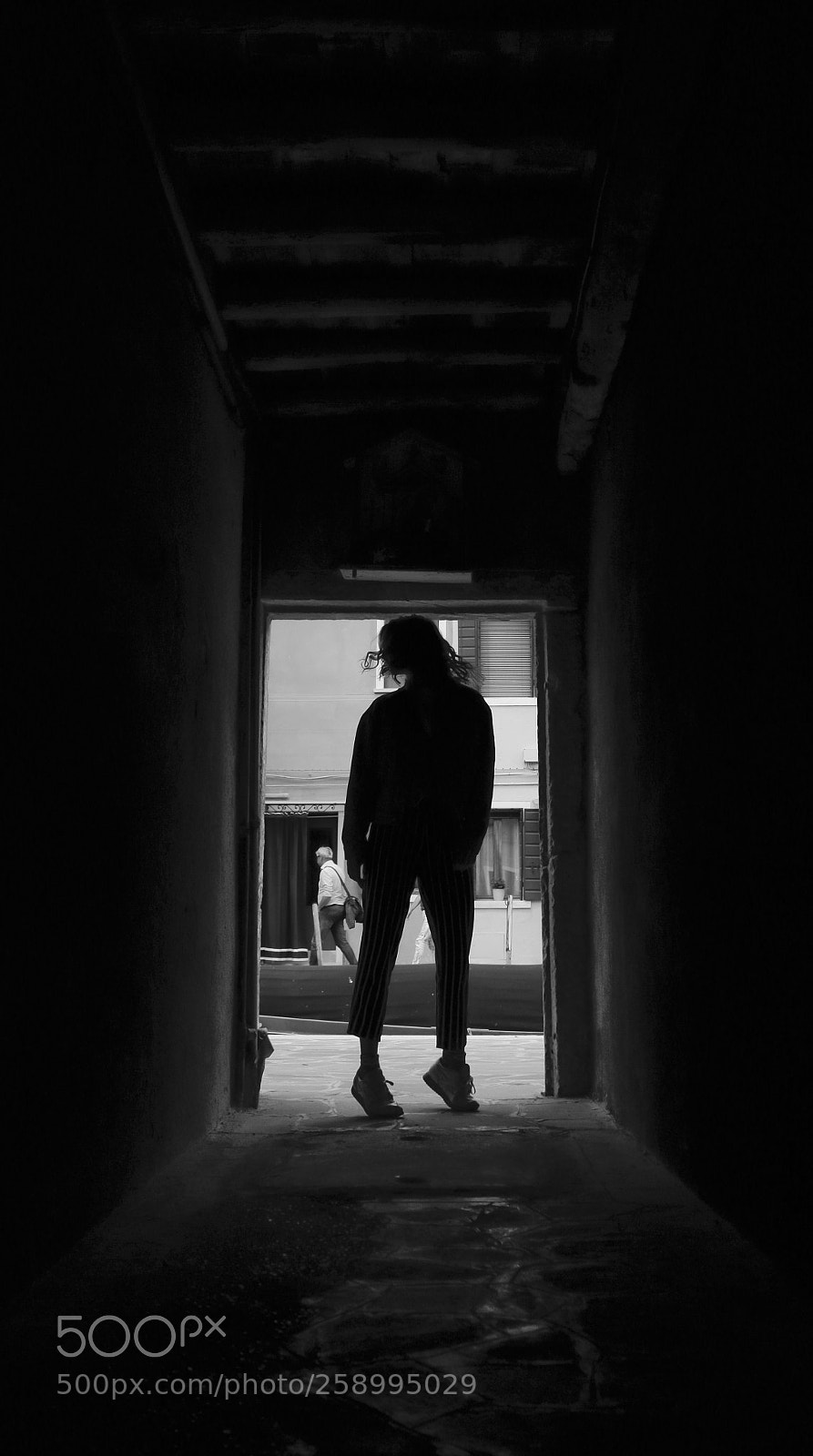 Canon EOS 70D sample photo. Tunnel photography