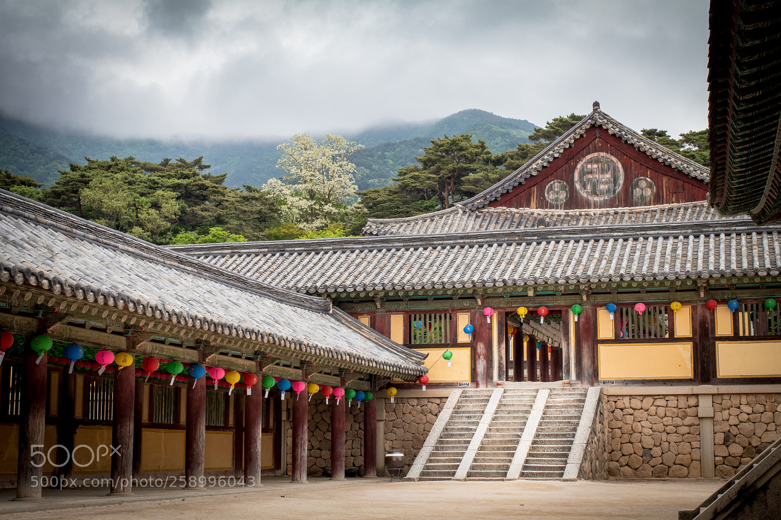 Canon EOS 80D sample photo. Temple photography