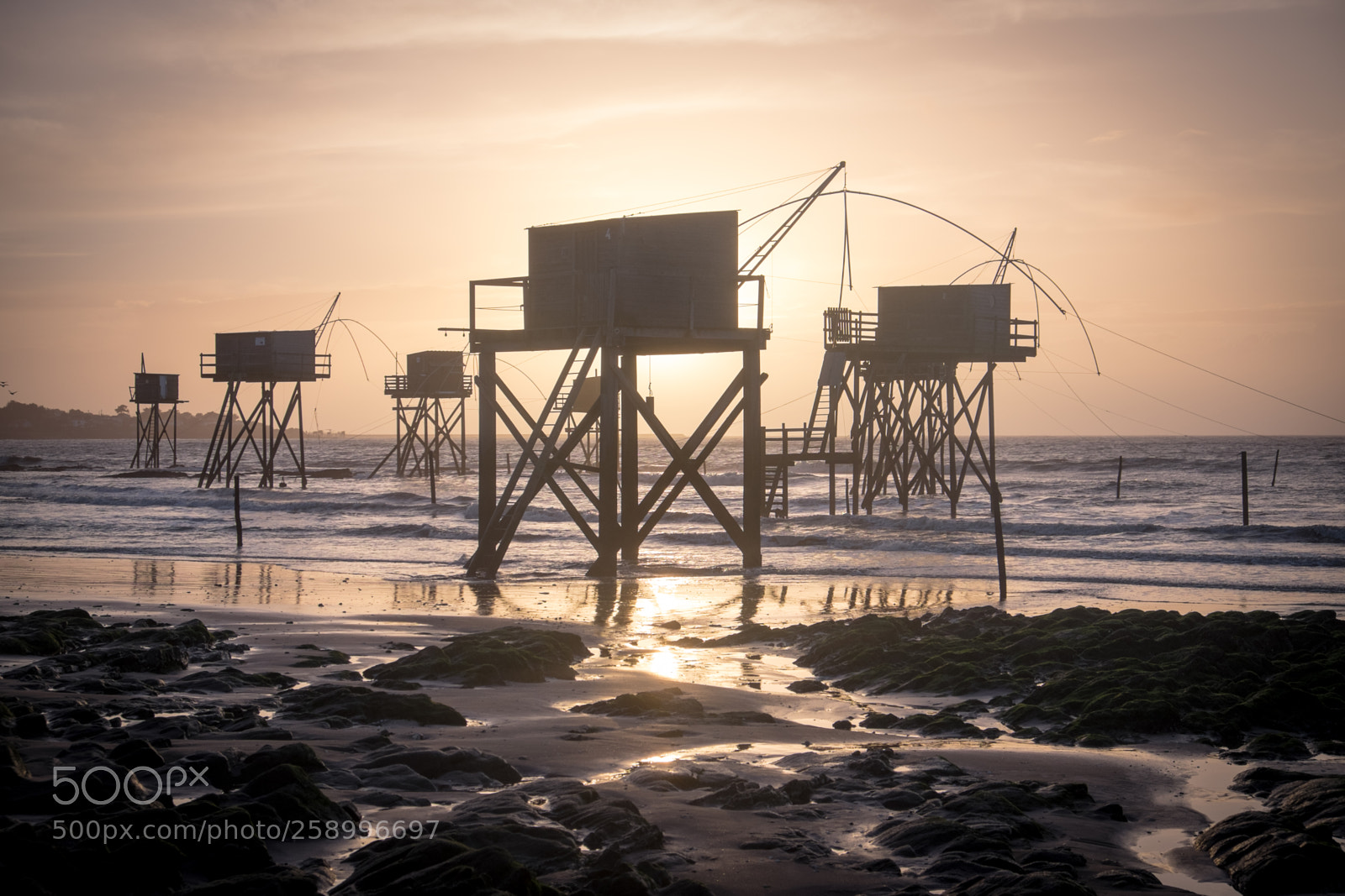 Fujifilm X-T1 sample photo. Sunset in pornic photography