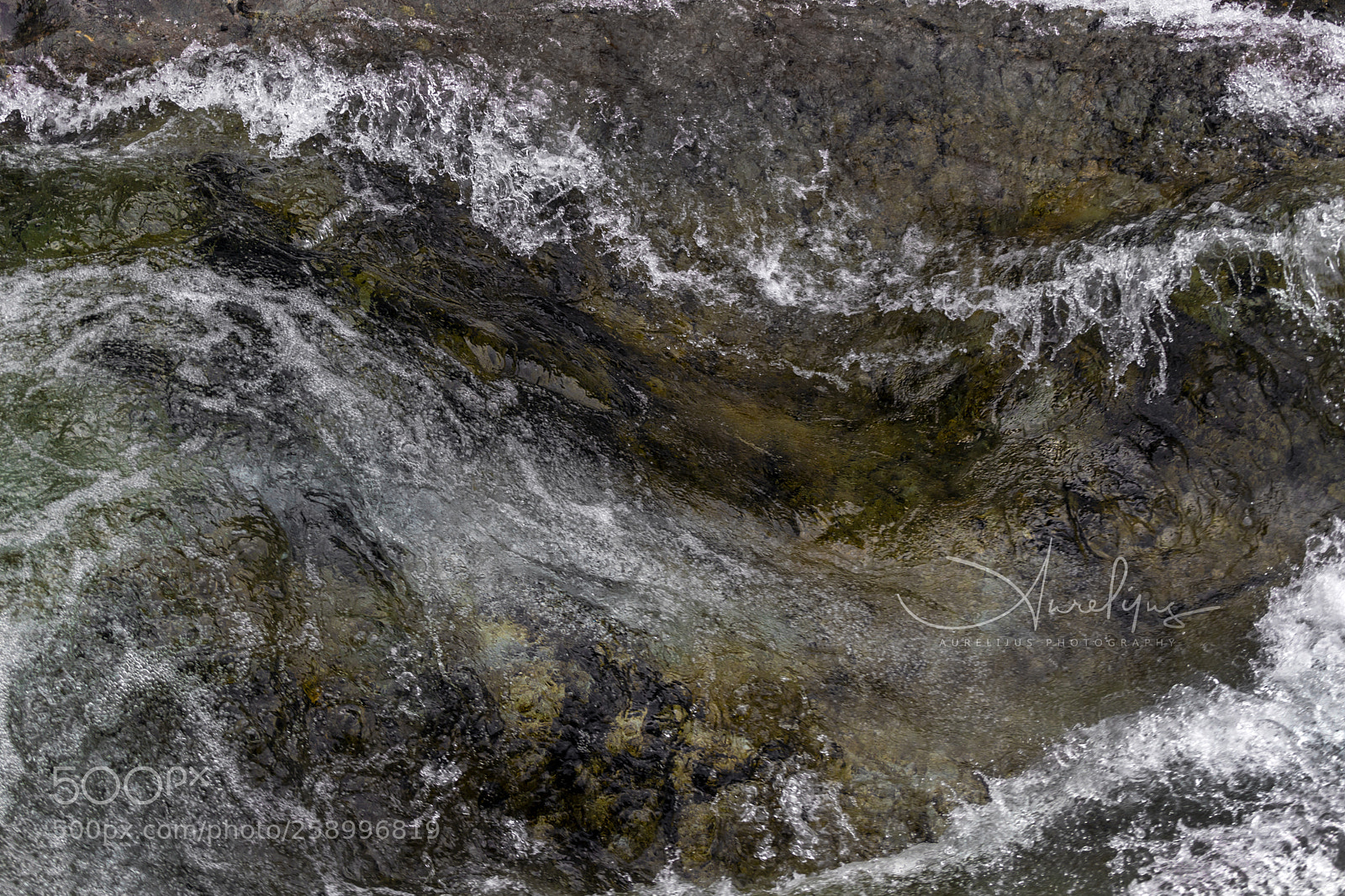 Canon EOS 6D Mark II sample photo. Water photography