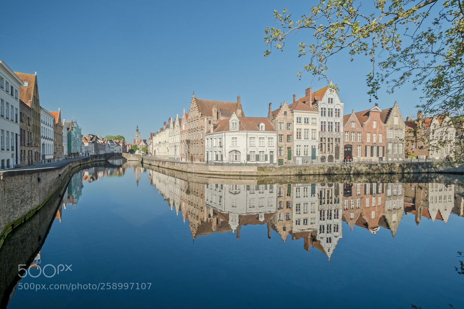Fujifilm X-T2 sample photo. Spiegelrei brugge photography