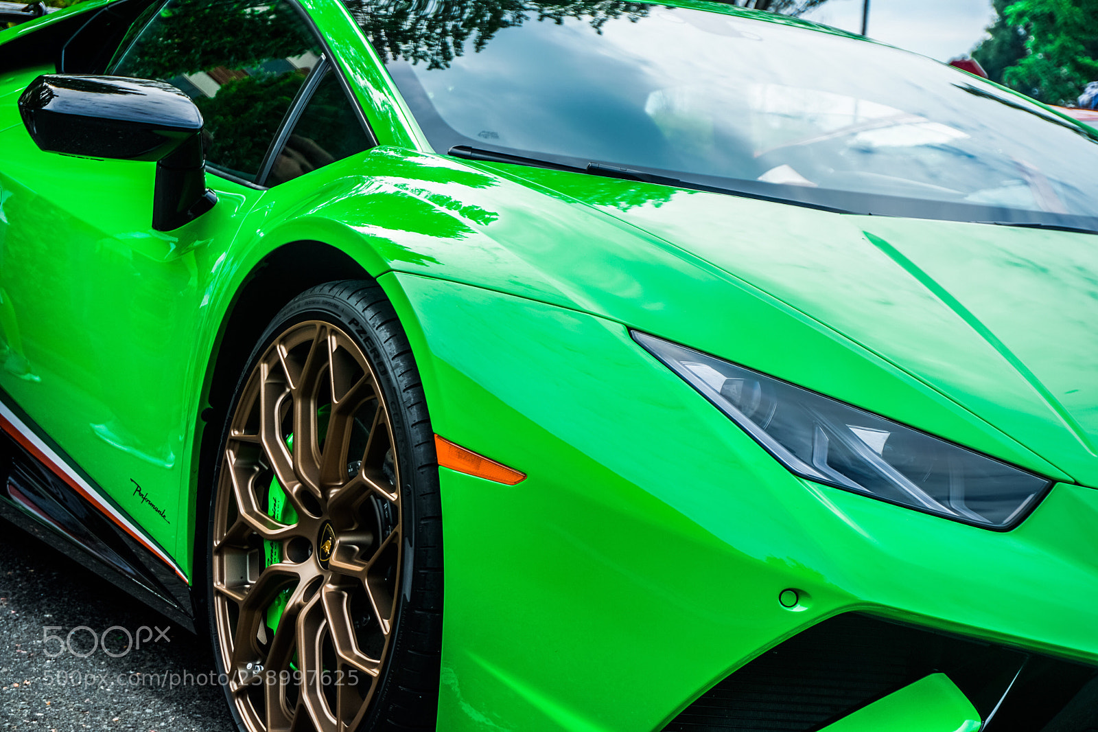 Sony a6500 sample photo. Stunning lamborghini from a photography