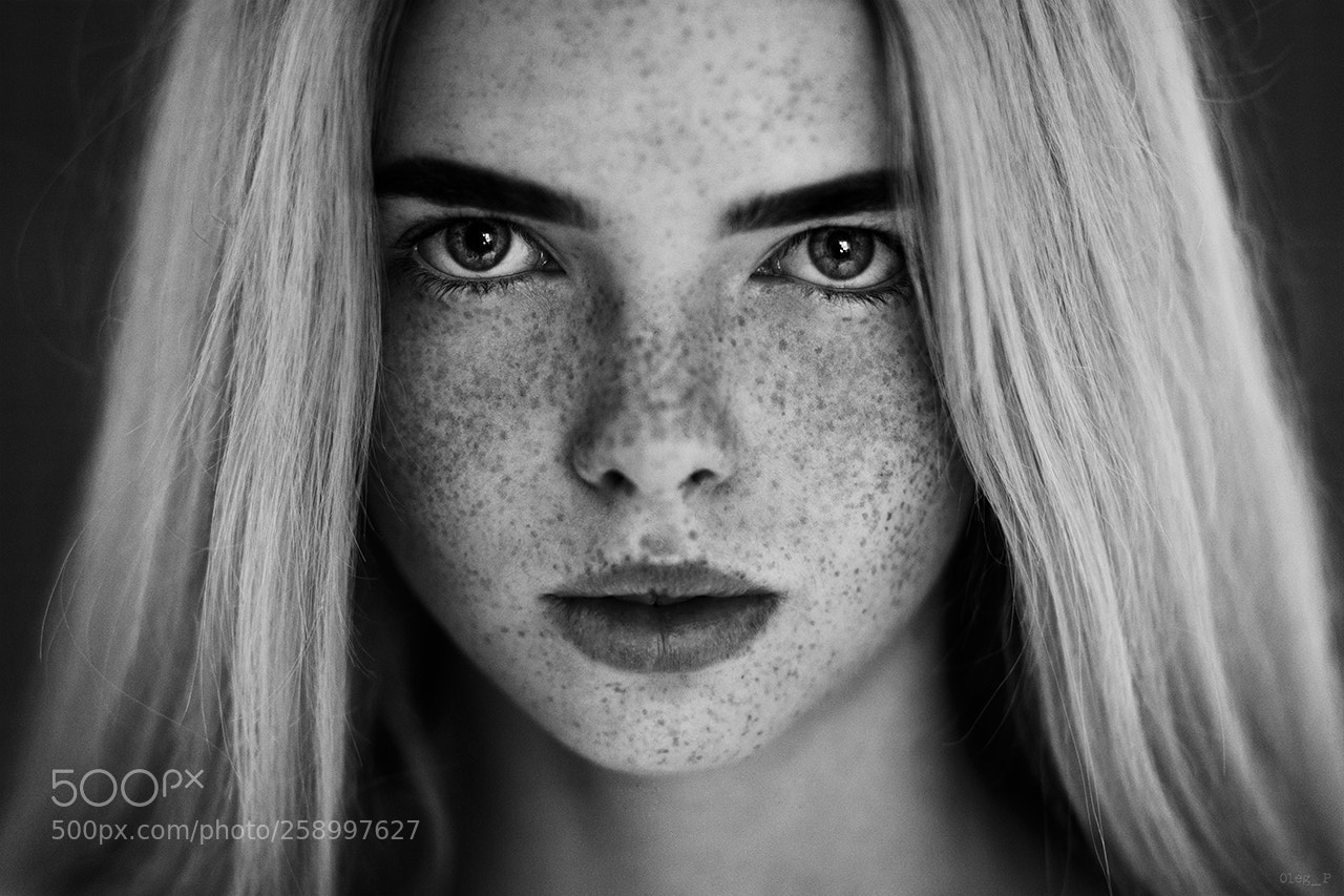 Canon EOS 5D Mark II sample photo. Vlada bw photography