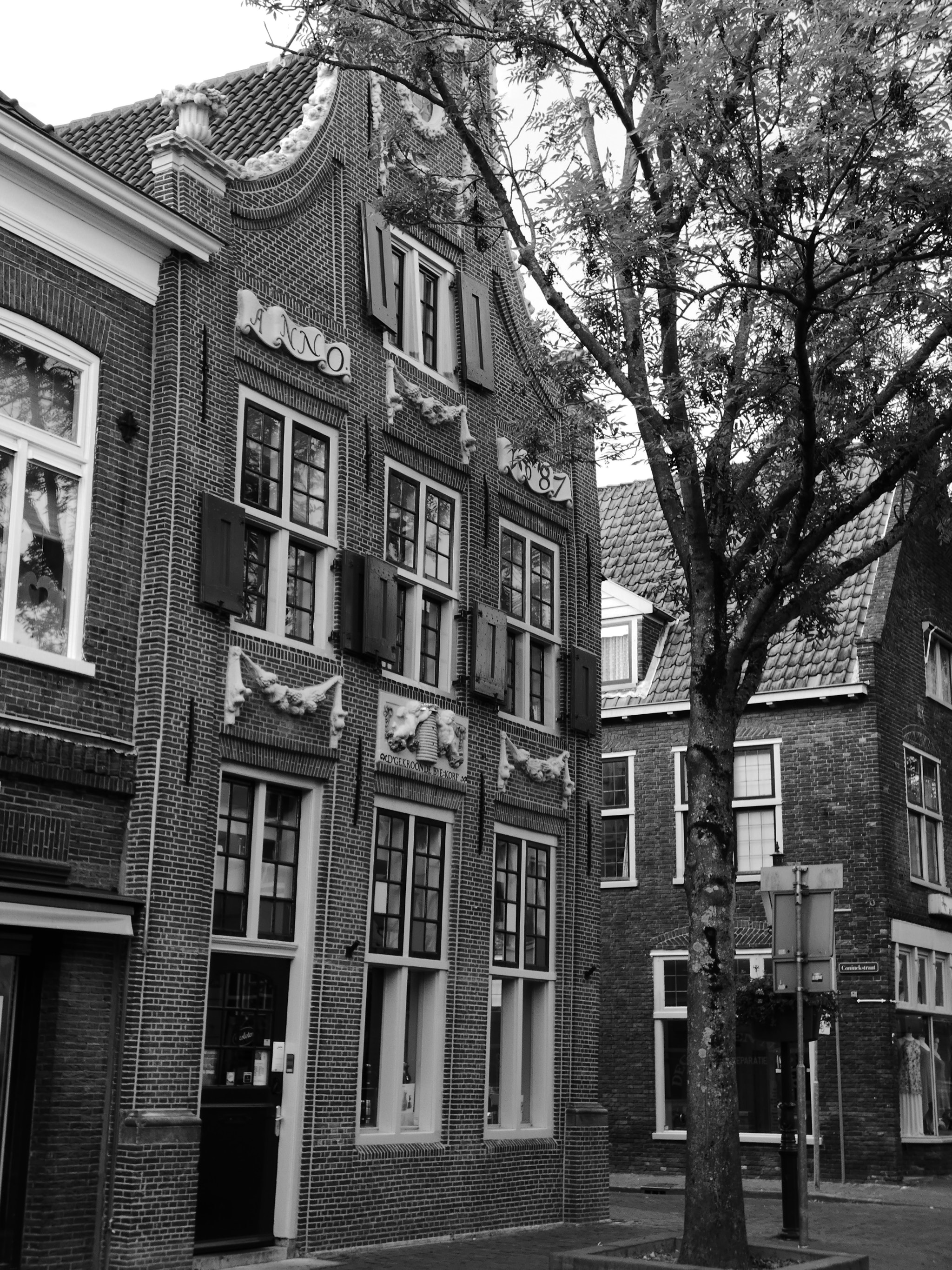 Panasonic DC-FZ83 sample photo. Anno 1687 photography