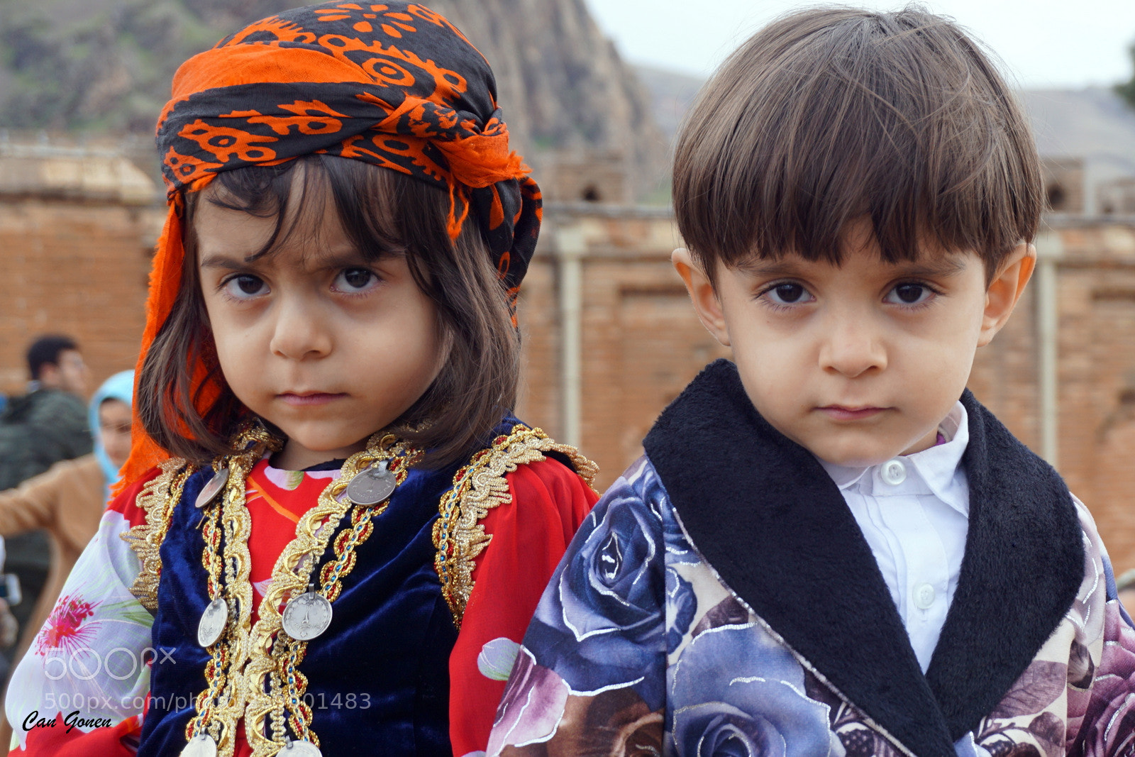 Sony a6000 sample photo. Iranian children with their photography