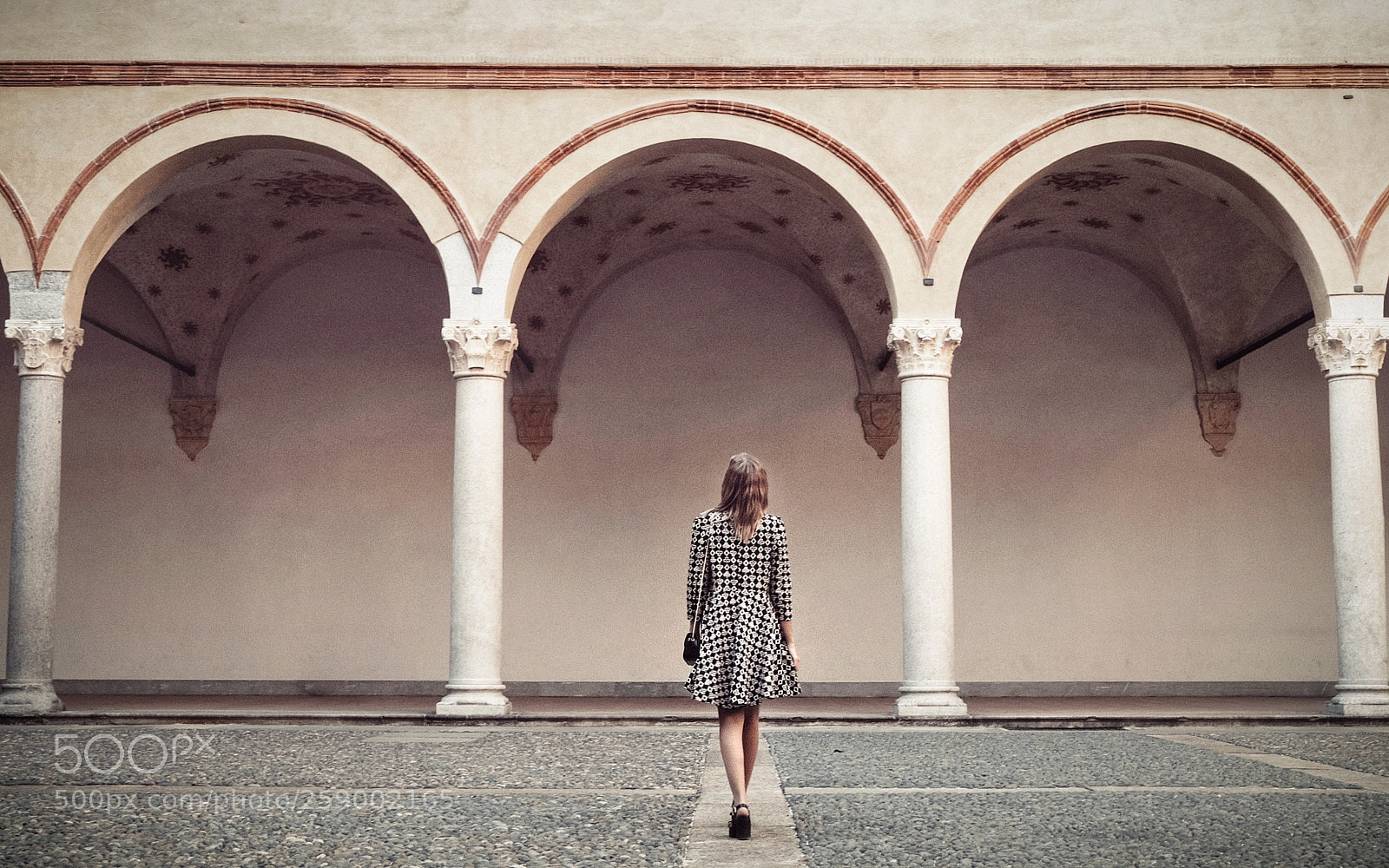 Fujifilm X-Pro2 sample photo. Walking in milan photography