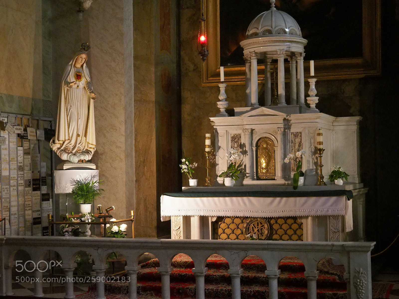Olympus OM-D E-M1 Mark II sample photo. Eger (hungary) basilica photography