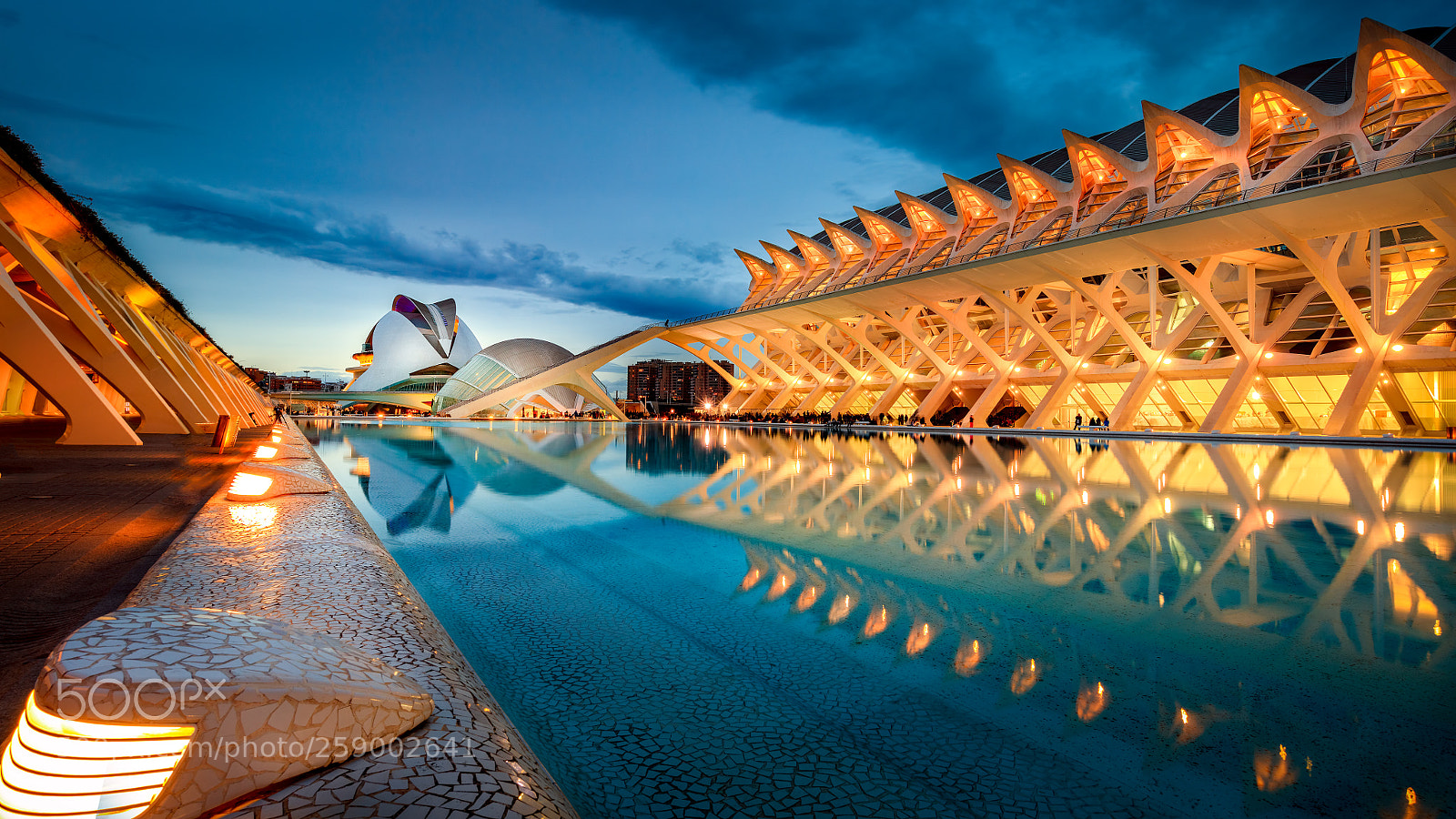 Canon EOS 5DS R sample photo. Valencia,city of arts and photography