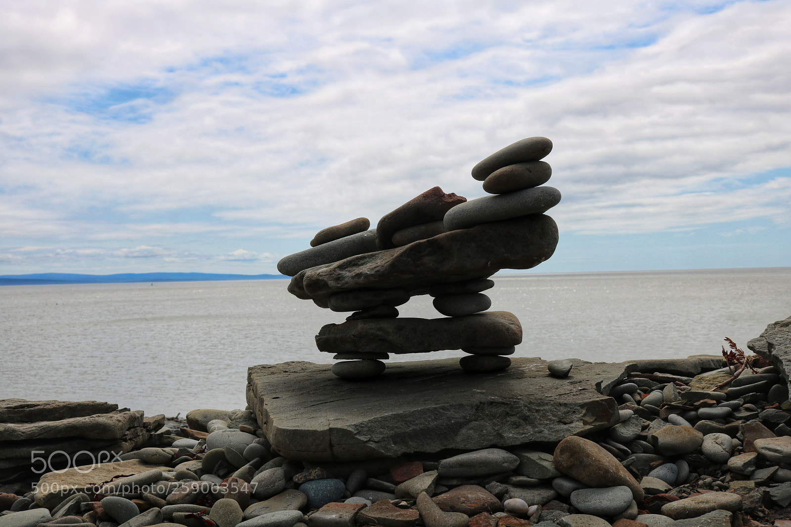 Canon EOS 750D (EOS Rebel T6i / EOS Kiss X8i) sample photo. Mini inuksuk photography