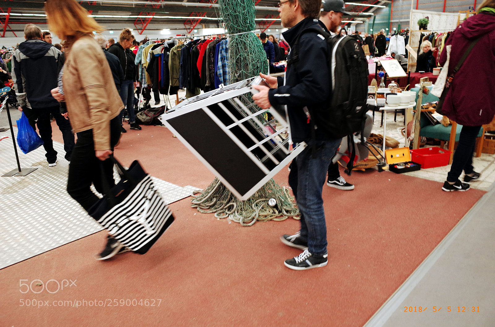 Ricoh GR II sample photo. People carrying things photography