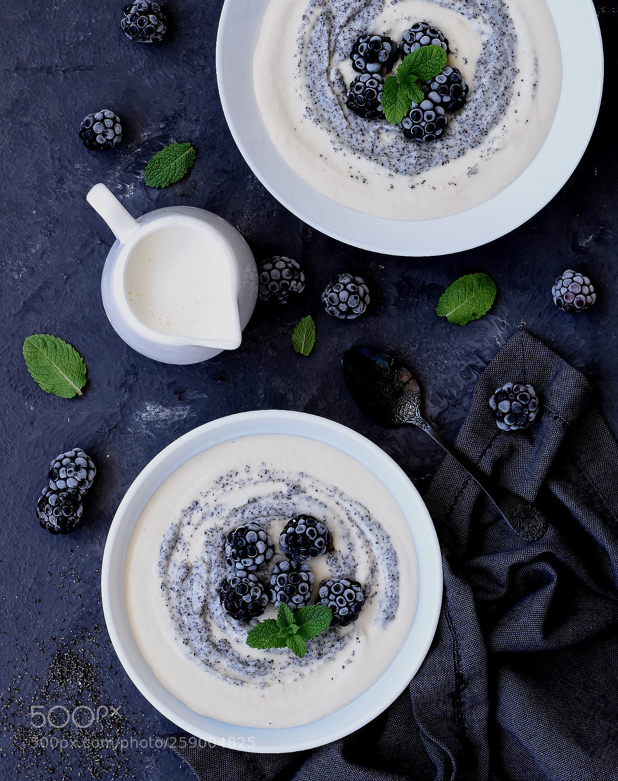Nikon D5600 sample photo. Cashew & poppy seed porridge photography