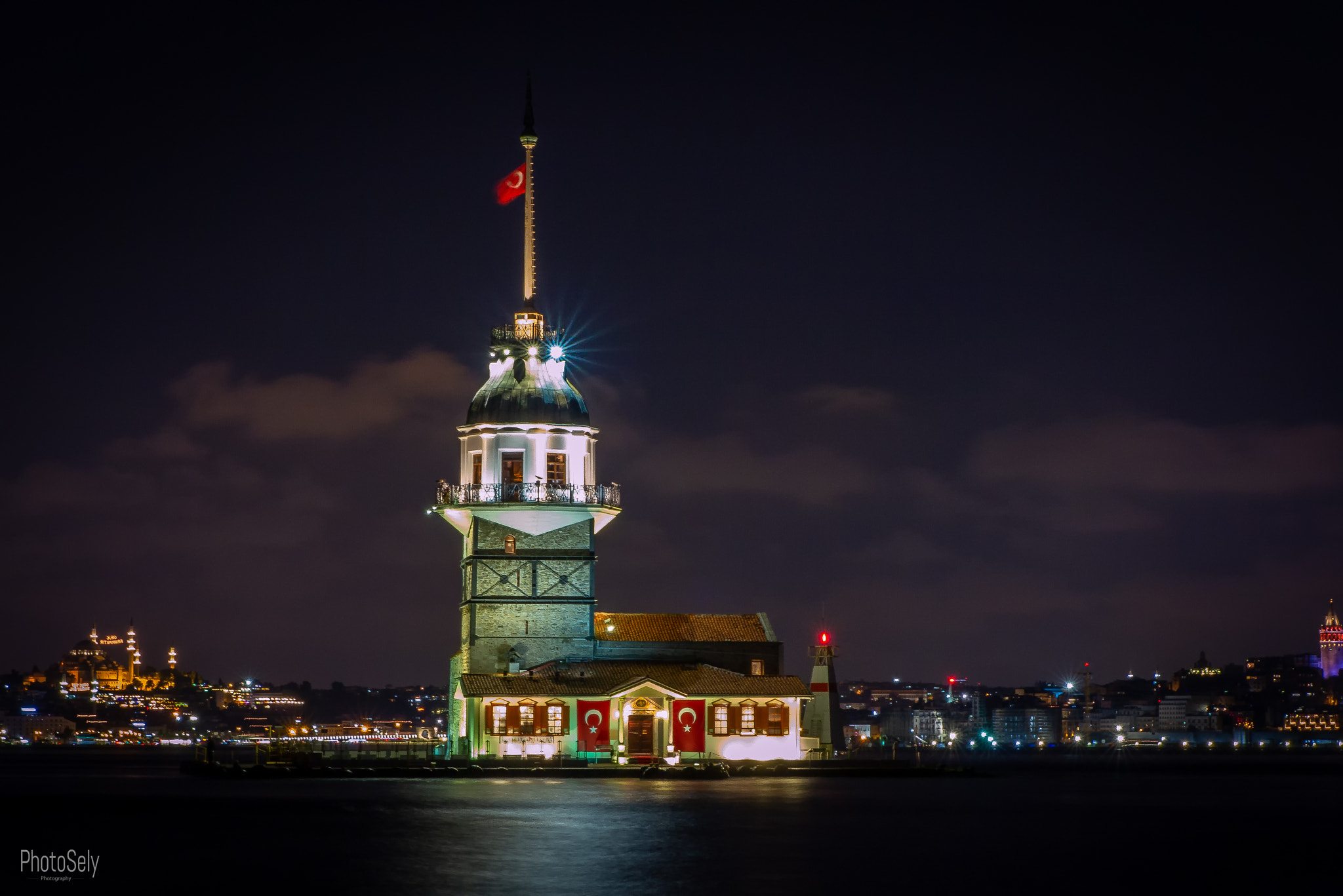 Canon PowerShot G1 X Mark II sample photo. Maiden's tower istanbul photography