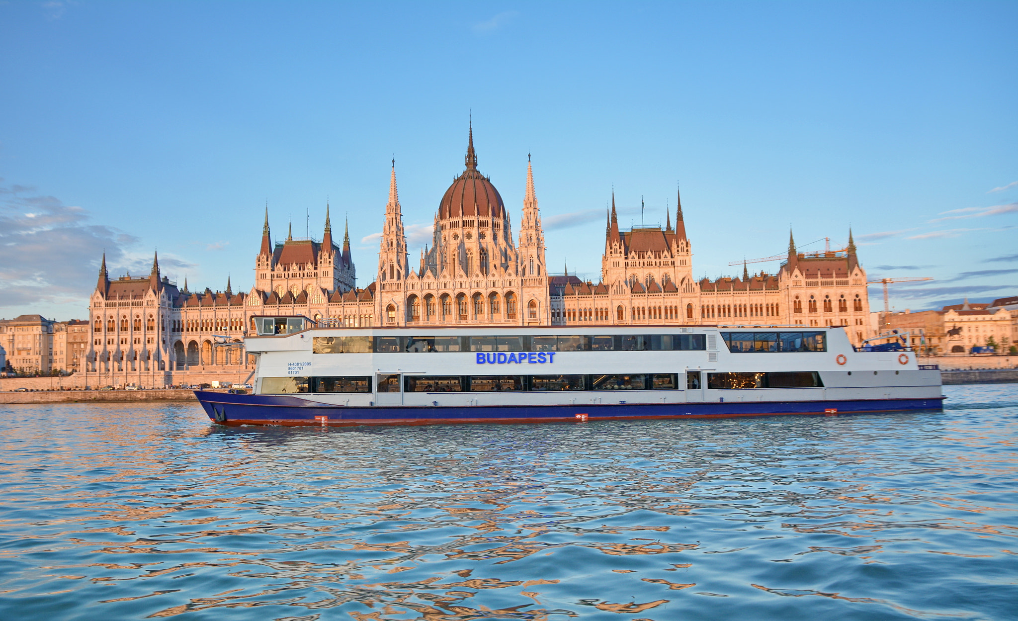 Sigma 17-70mm F2.8-4 DC Macro OS HSM | C sample photo. Budapest photography