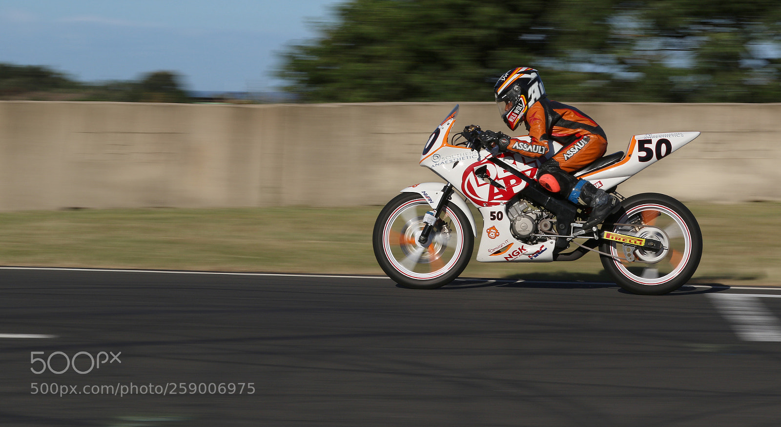 Canon EOS 7D Mark II sample photo. Lee singh photography