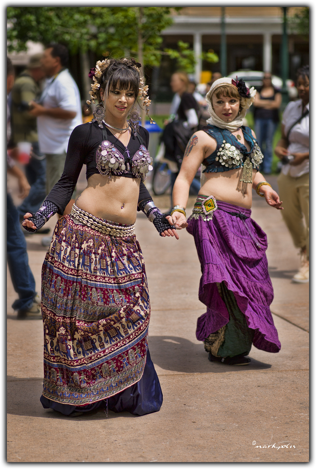 Leica M9 sample photo. Bellydancing to the reggae photography
